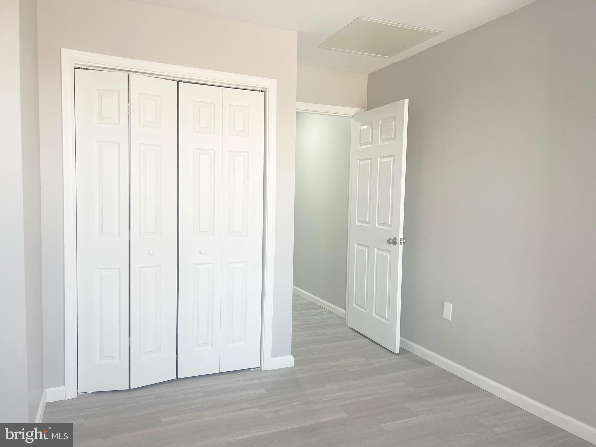 EASTERWOOD - Residential Lease