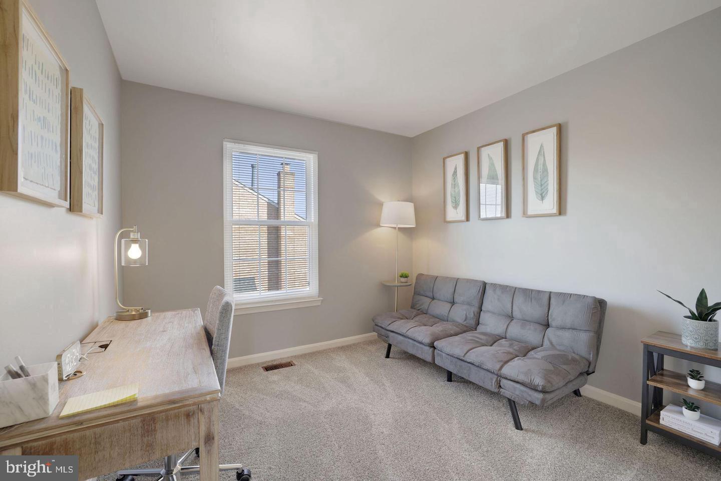 MIRROR RIDGE - Residential Lease