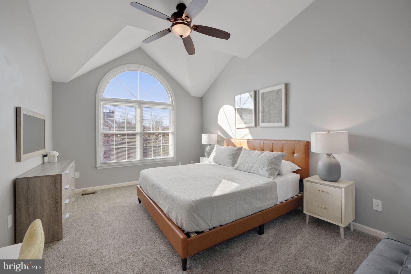 MIRROR RIDGE - Residential Lease