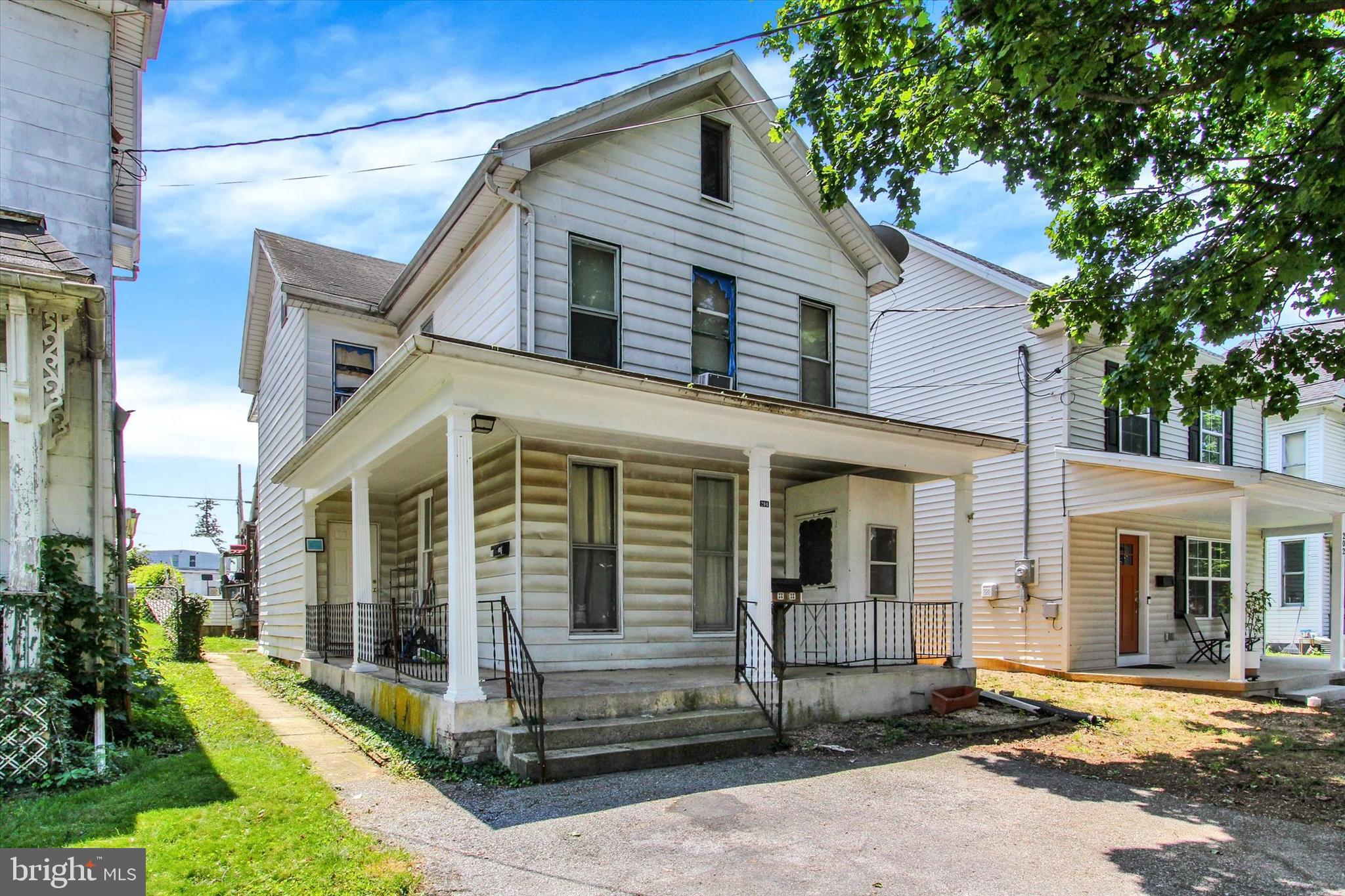 204 E ORANGE STREET