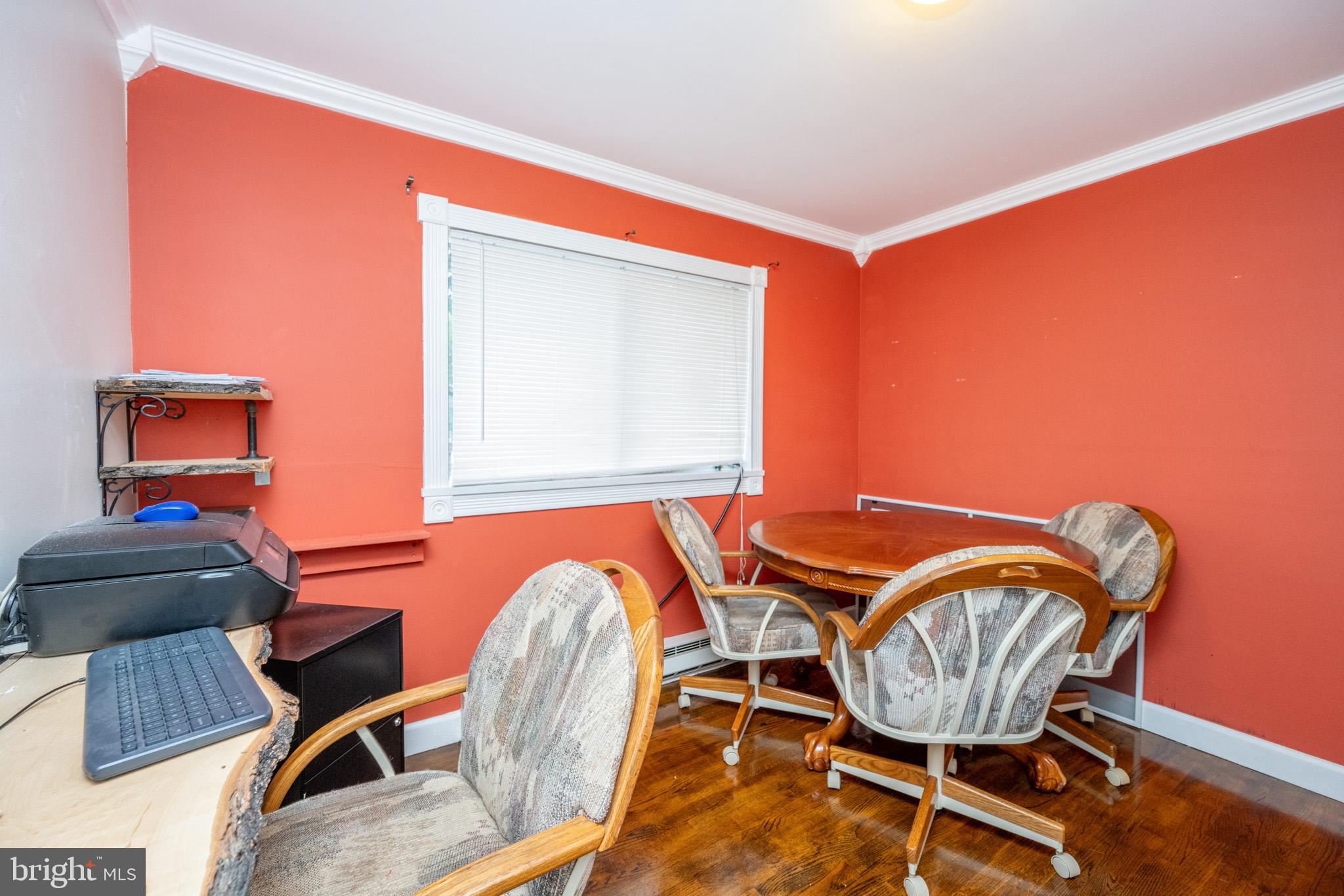 GOLF CREST MANOR - Residential