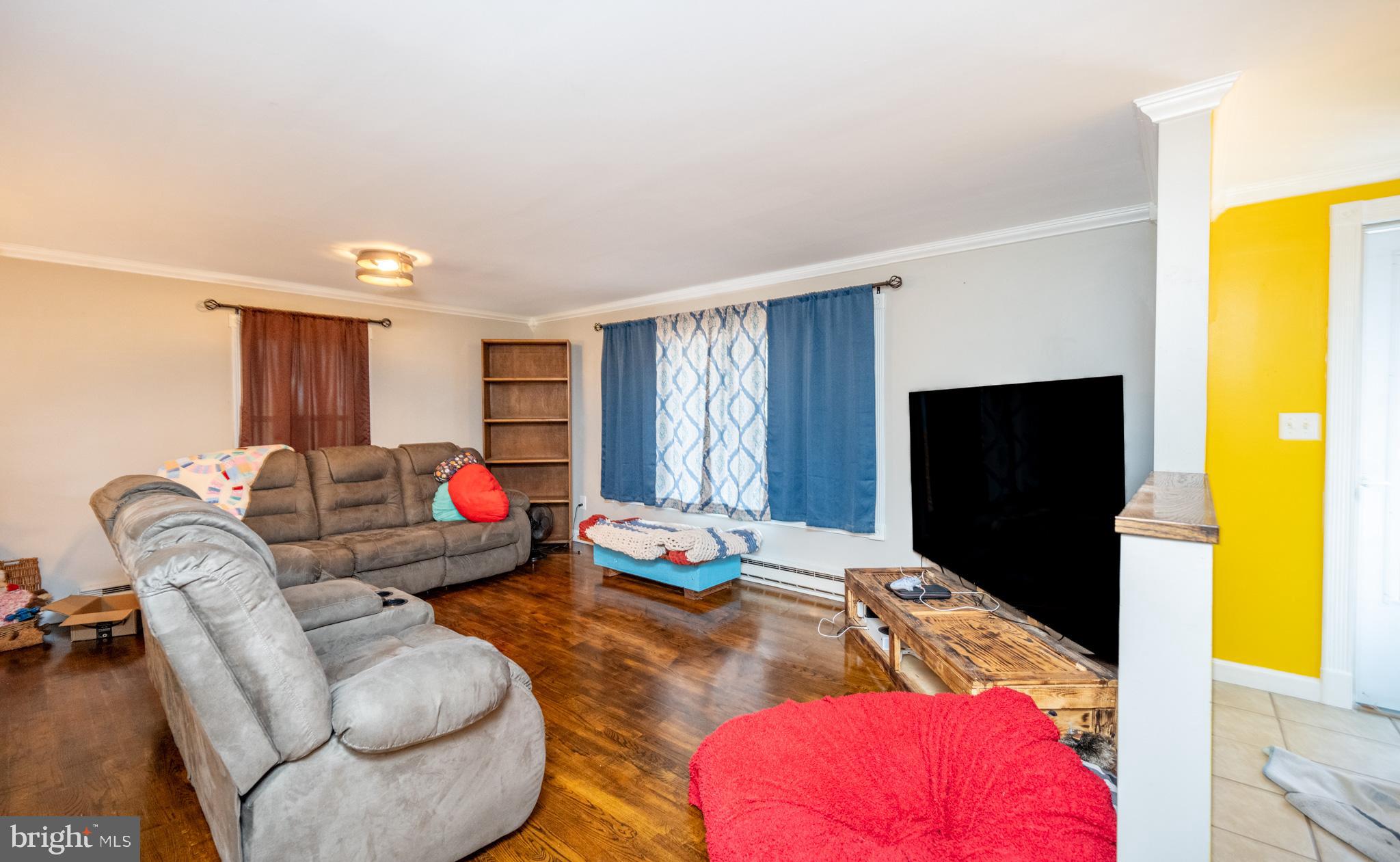 GOLF CREST MANOR - Residential