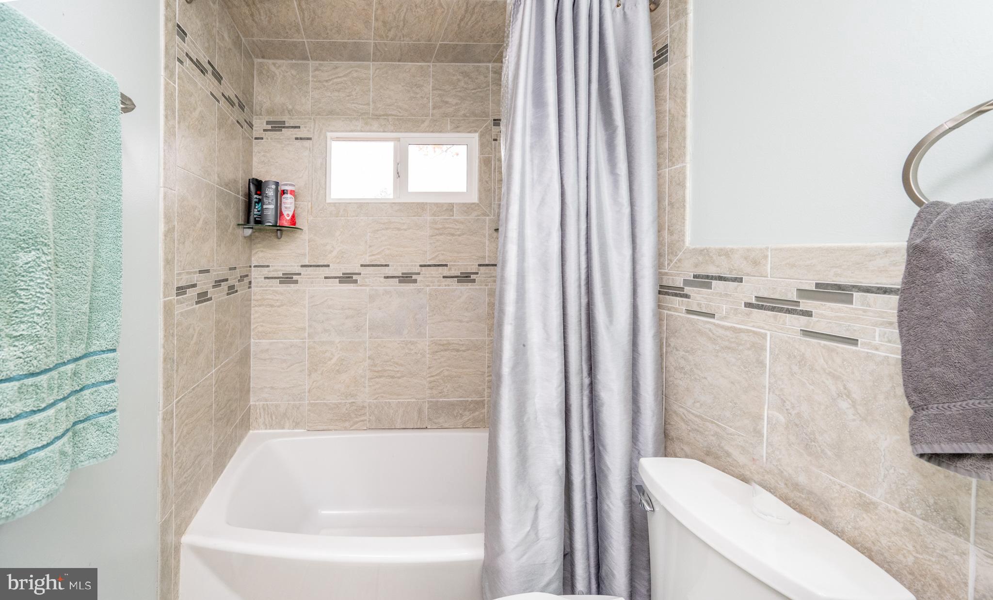 GOLF CREST MANOR - Residential