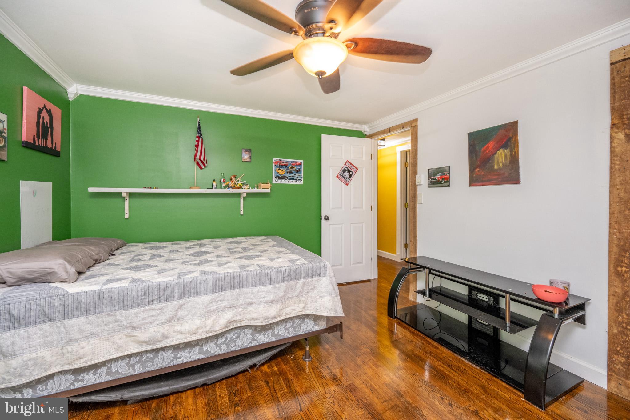 GOLF CREST MANOR - Residential