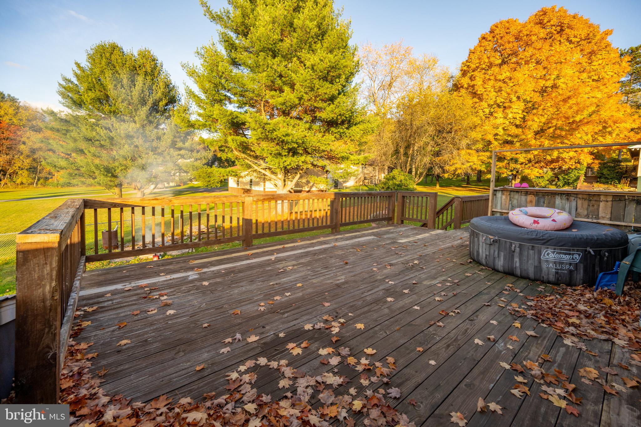 GOLF CREST MANOR - Residential