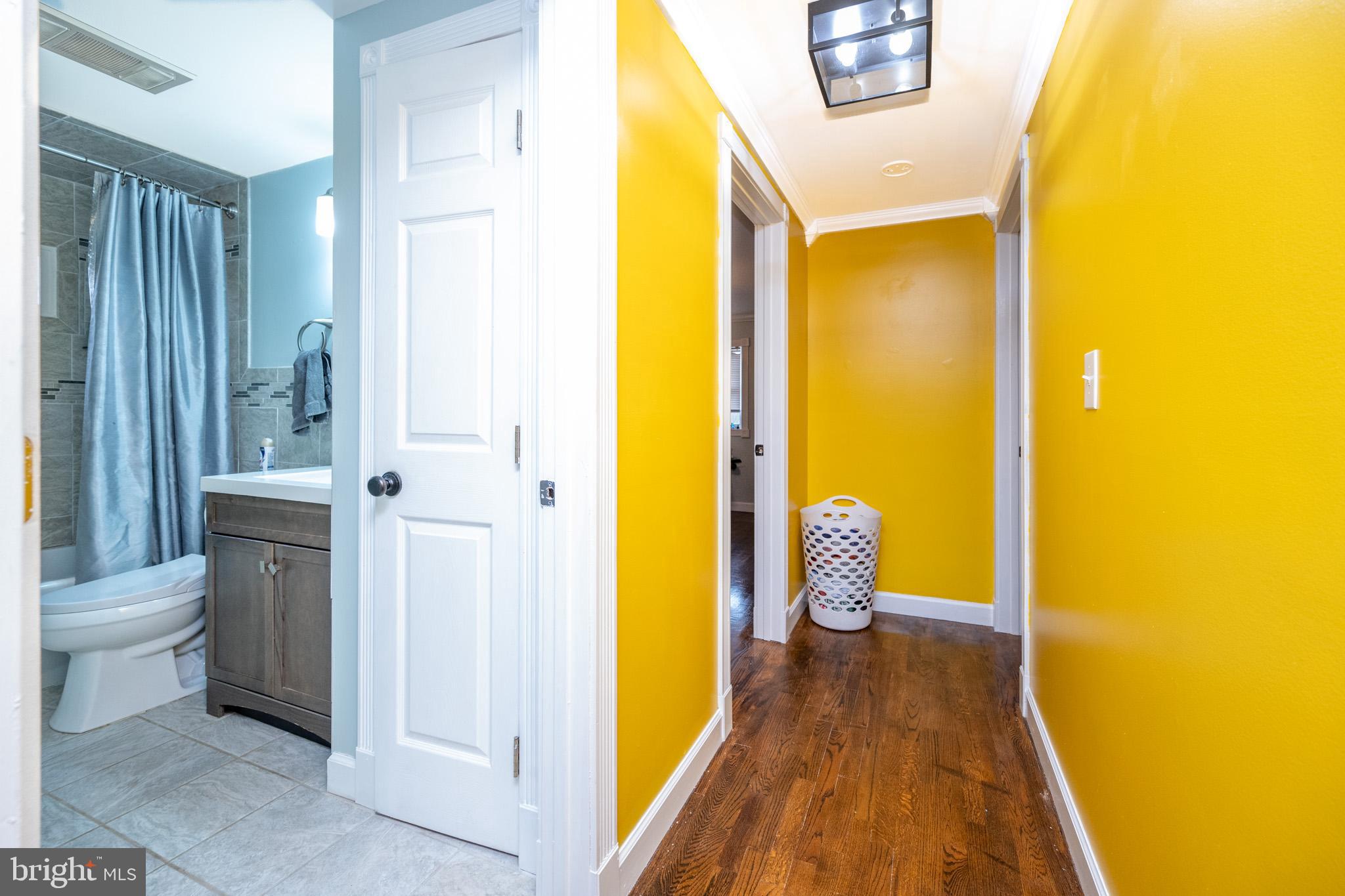 GOLF CREST MANOR - Residential