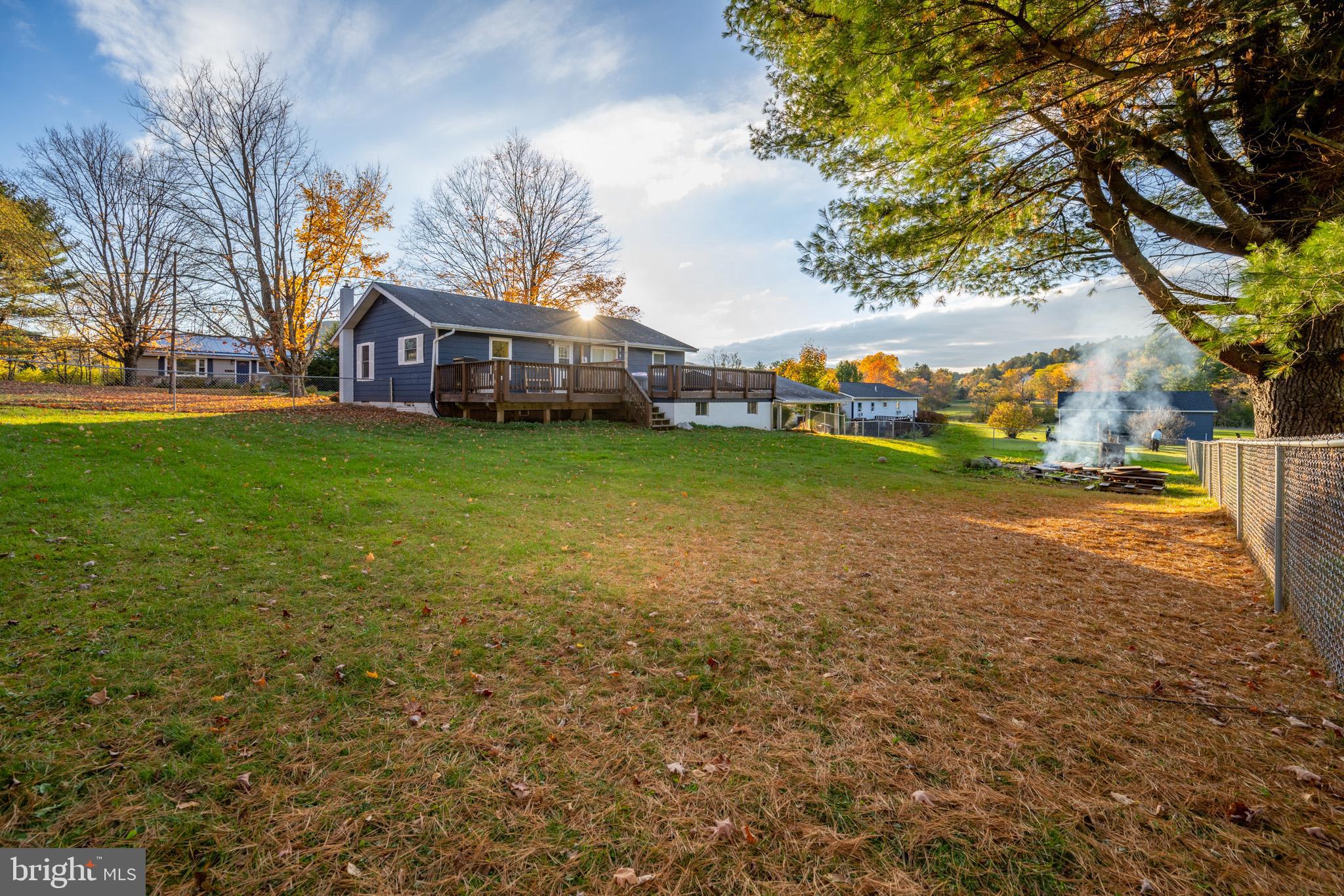 GOLF CREST MANOR - Residential