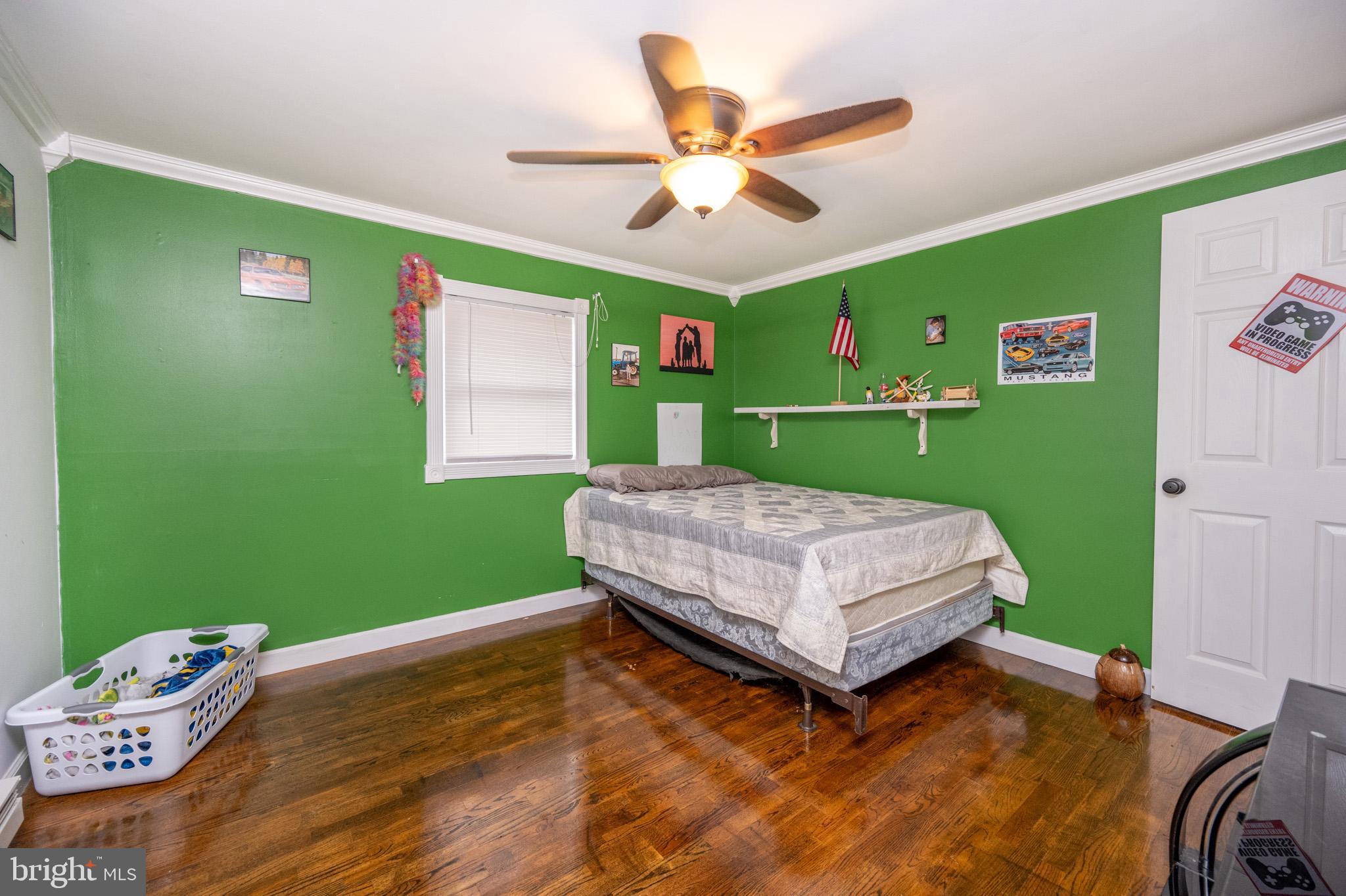 GOLF CREST MANOR - Residential