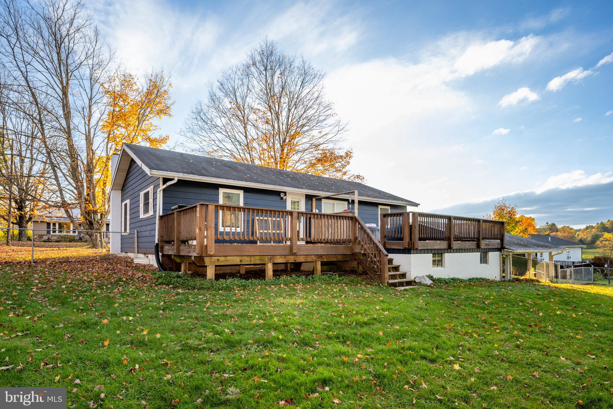 GOLF CREST MANOR - Residential