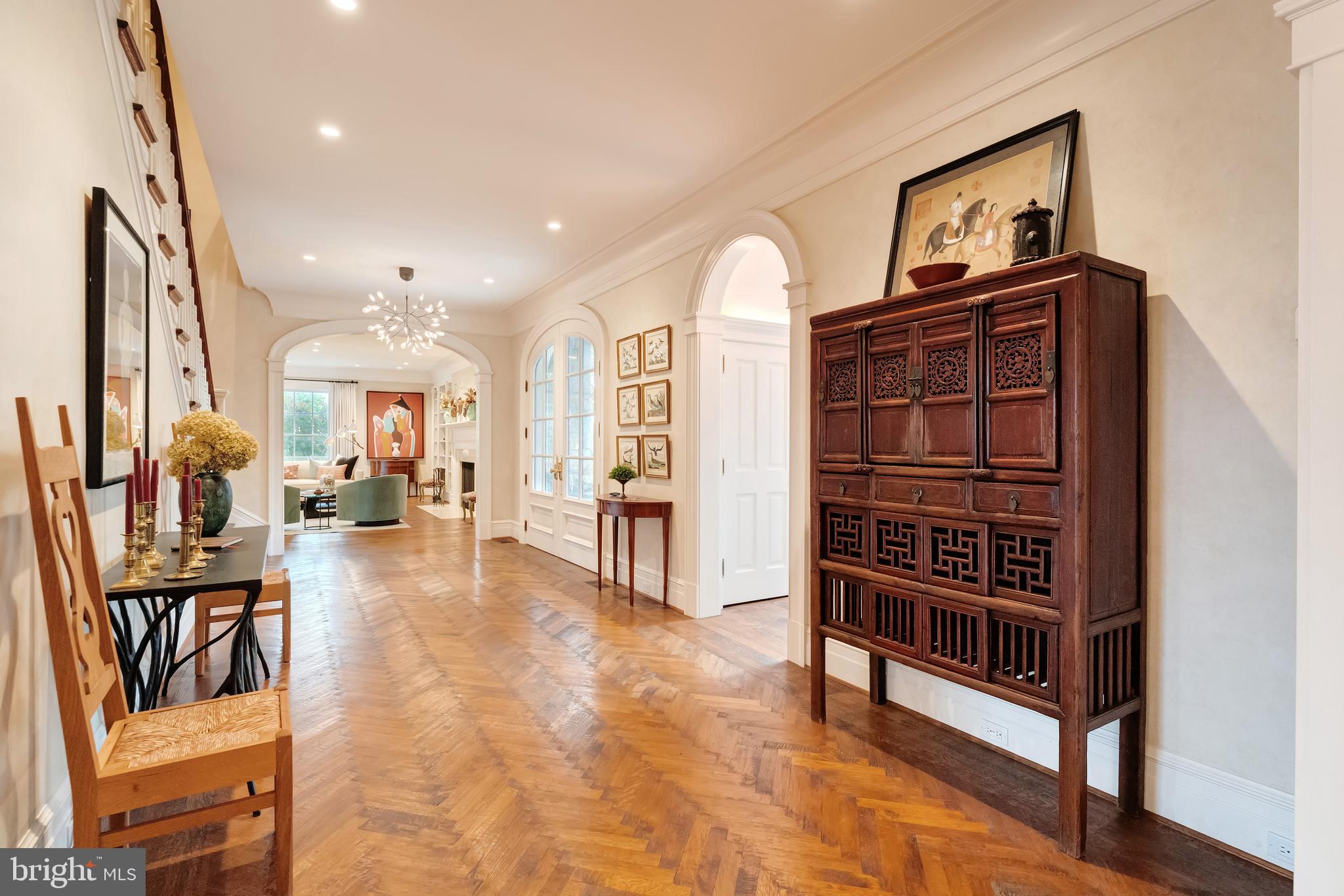 TAYLORSTOWN - Residential