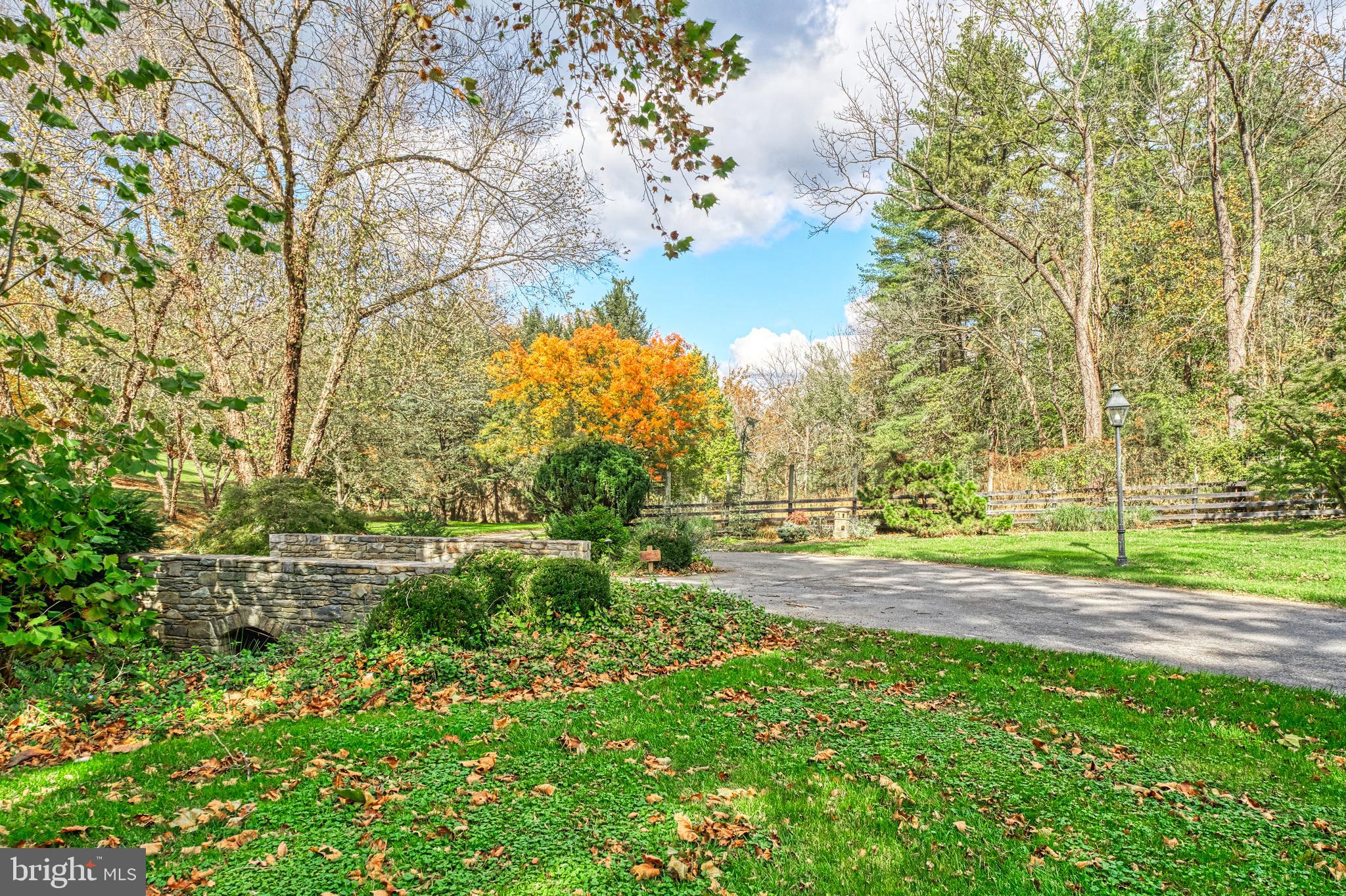 TAYLORSTOWN - Residential