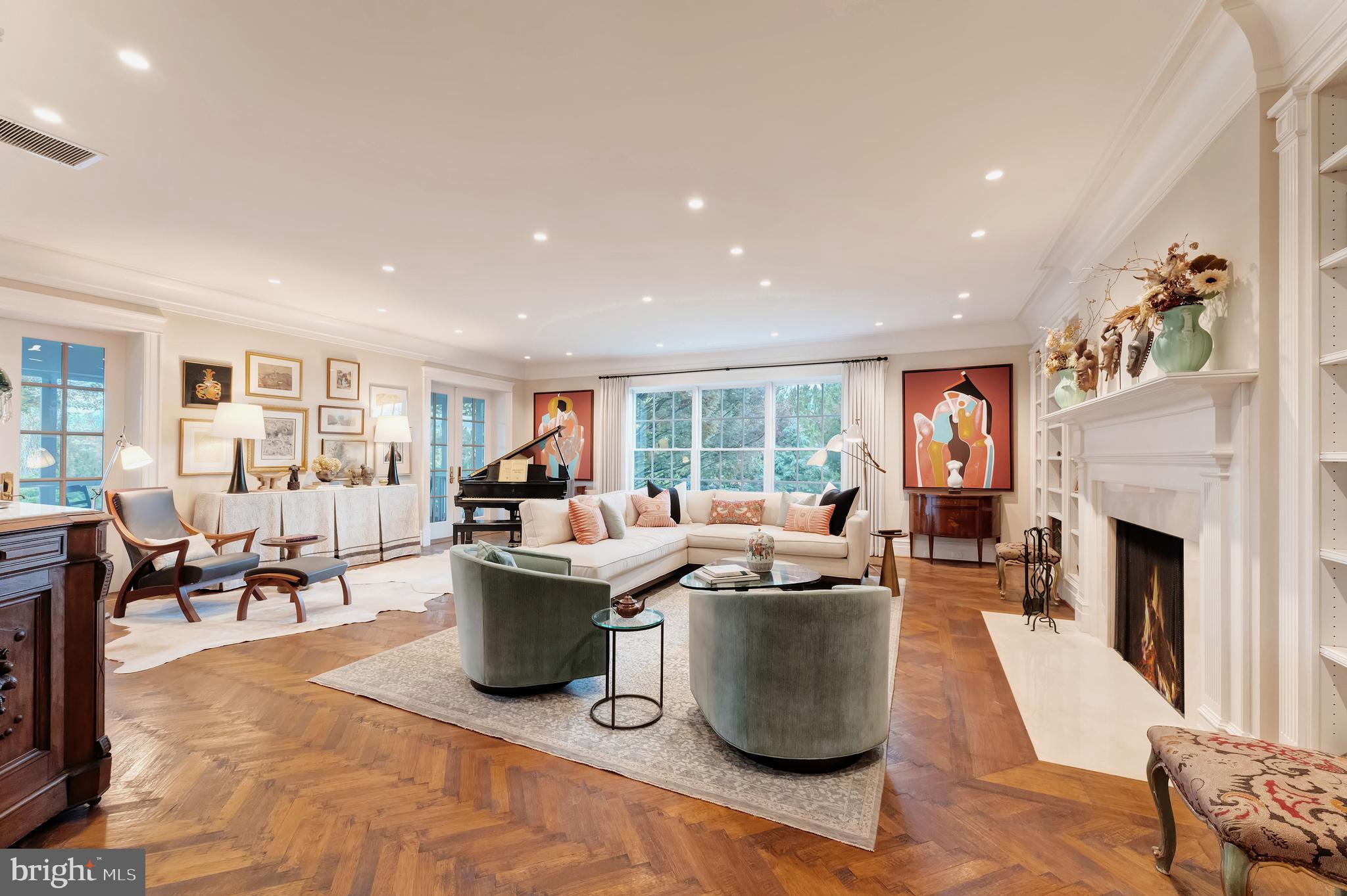 TAYLORSTOWN - Residential