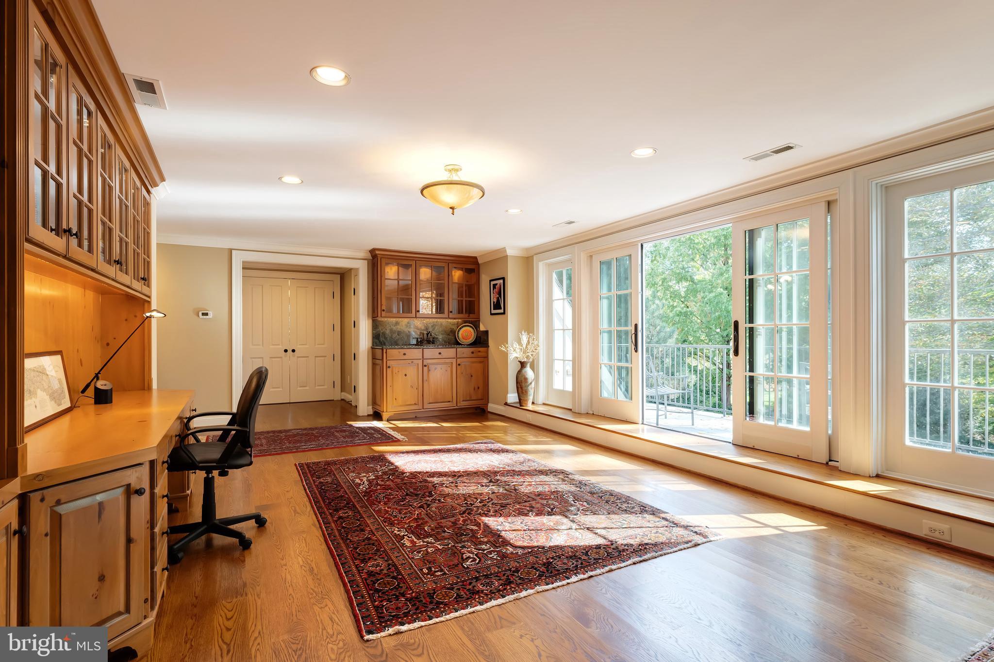 TAYLORSTOWN - Residential
