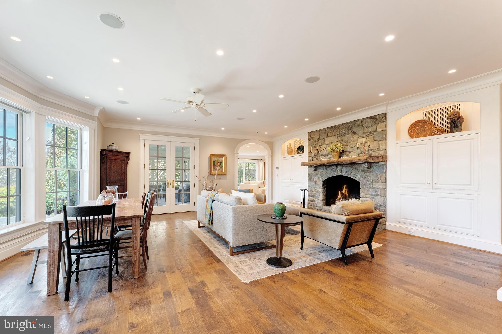 TAYLORSTOWN - Residential