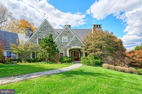 Photo of 13223 Loyalty Road, LEESBURG, VA 20176 (MLS # VALO2115604)