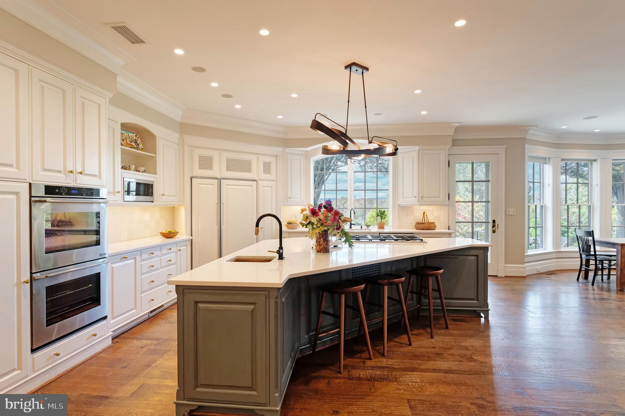 TAYLORSTOWN - Residential