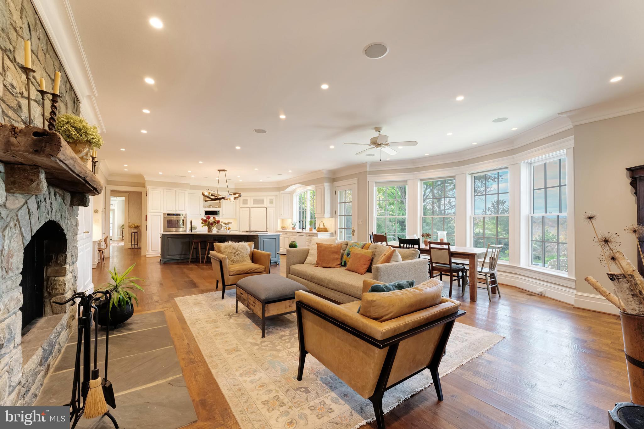 TAYLORSTOWN - Residential
