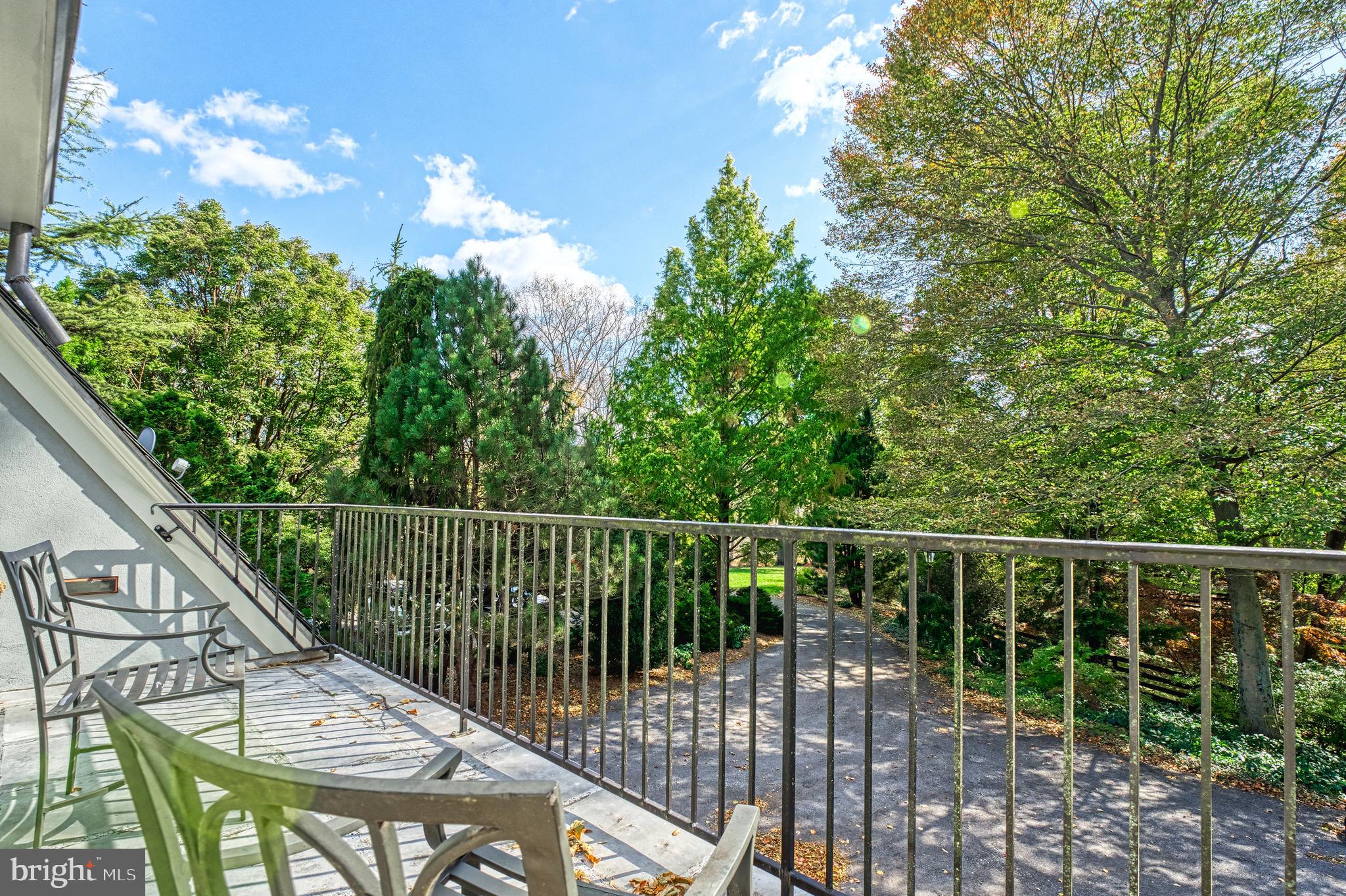TAYLORSTOWN - Residential