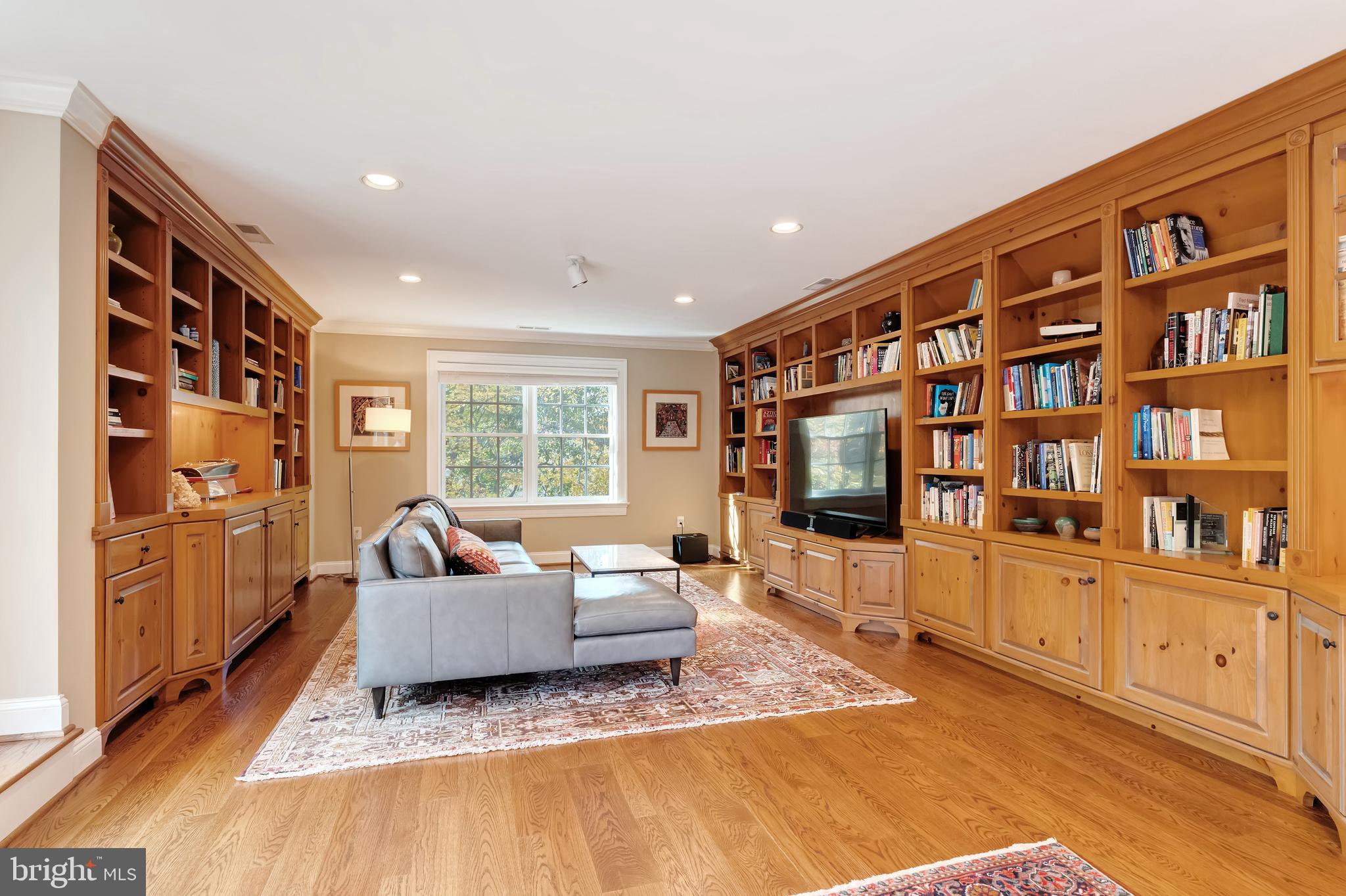 TAYLORSTOWN - Residential