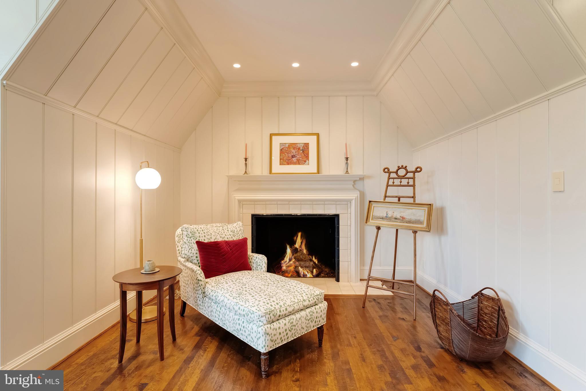 TAYLORSTOWN - Residential