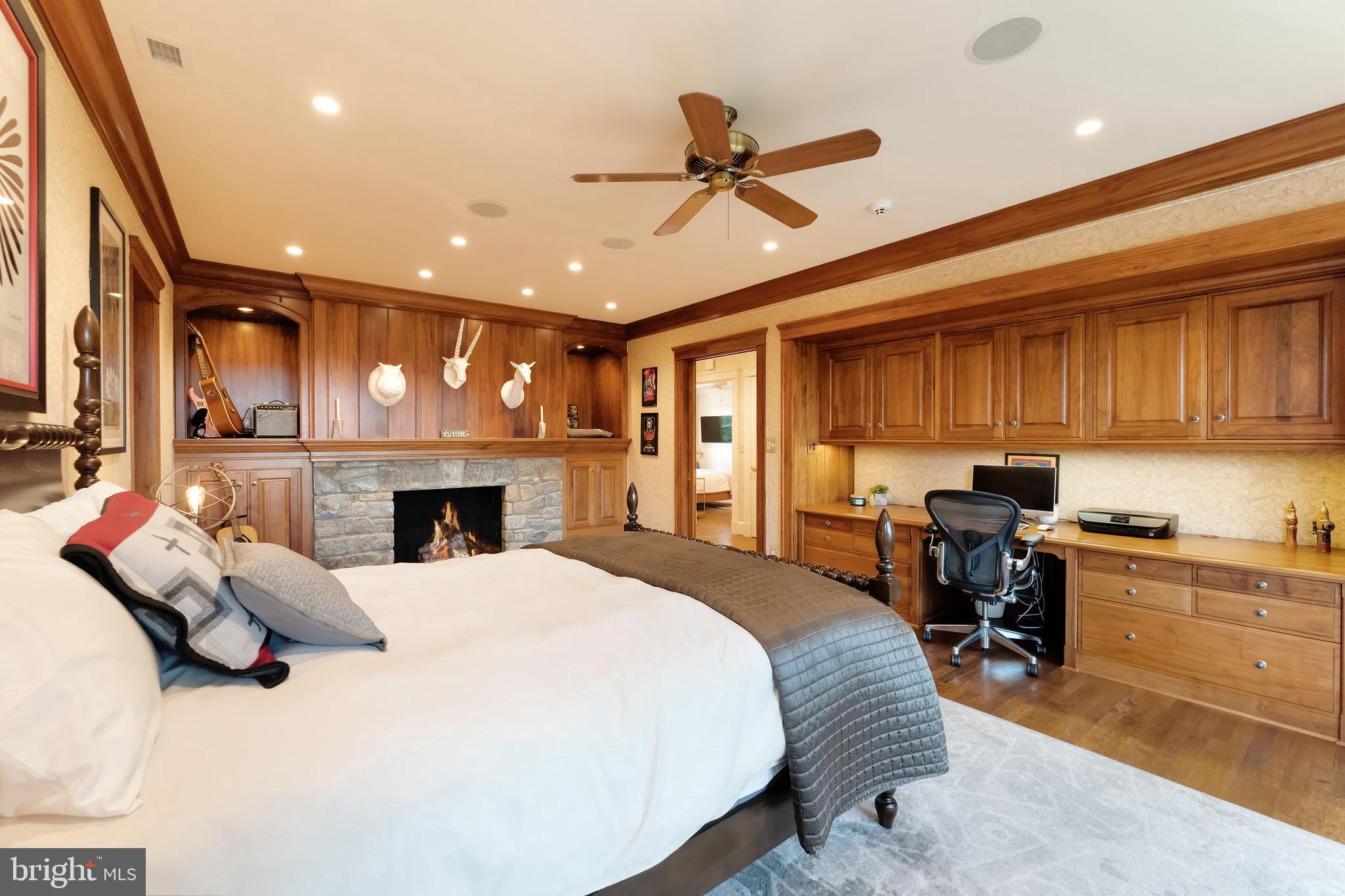 TAYLORSTOWN - Residential