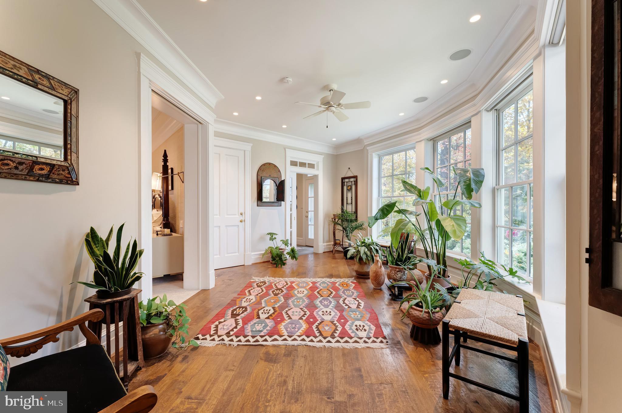 TAYLORSTOWN - Residential