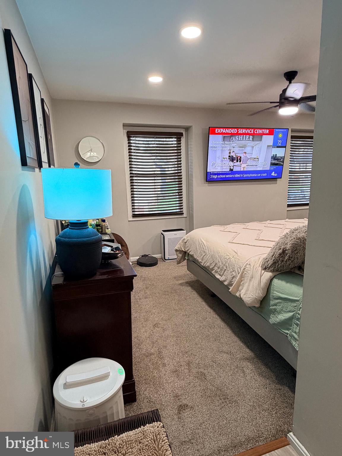 HILLCREST TOWNE - Residential