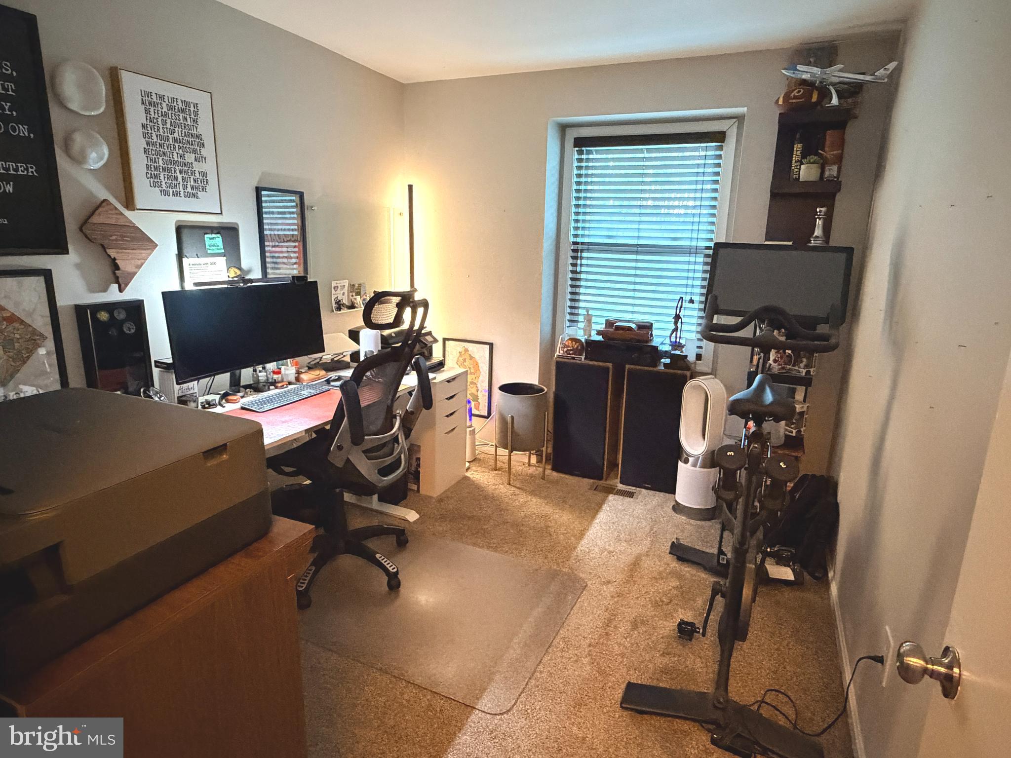 HILLCREST TOWNE - Residential