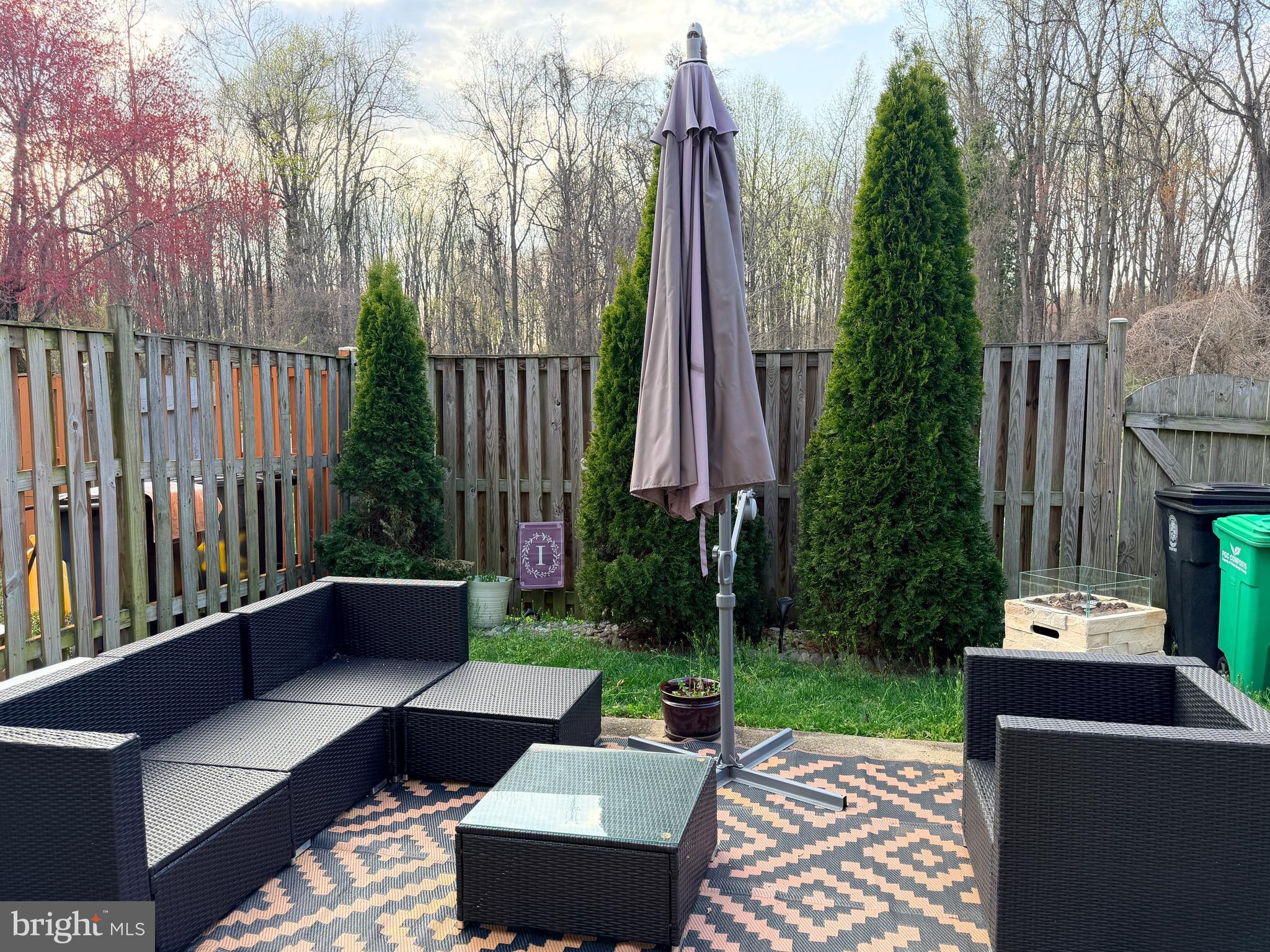 HILLCREST TOWNE - Residential