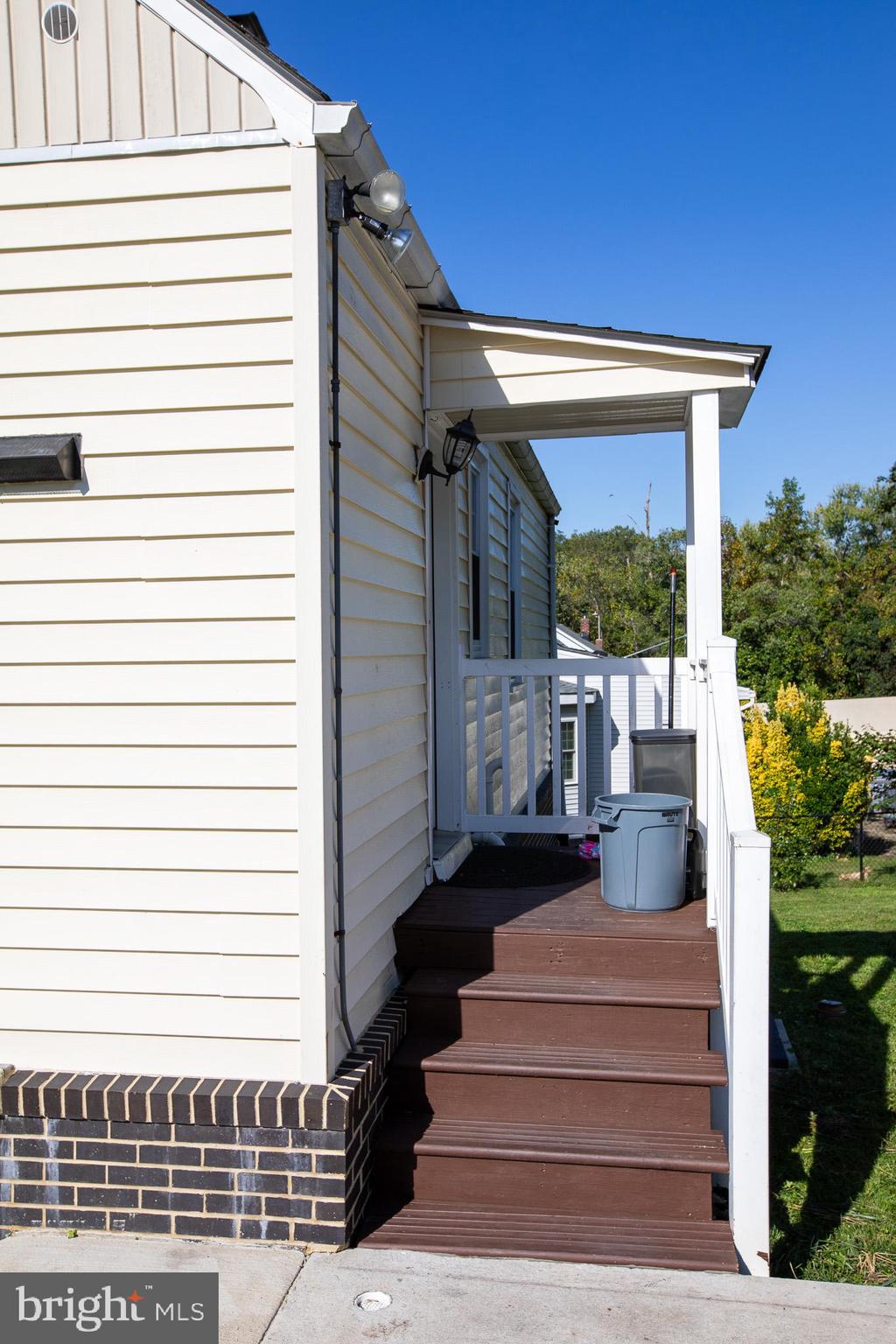 RANDALLSTOWN - Residential