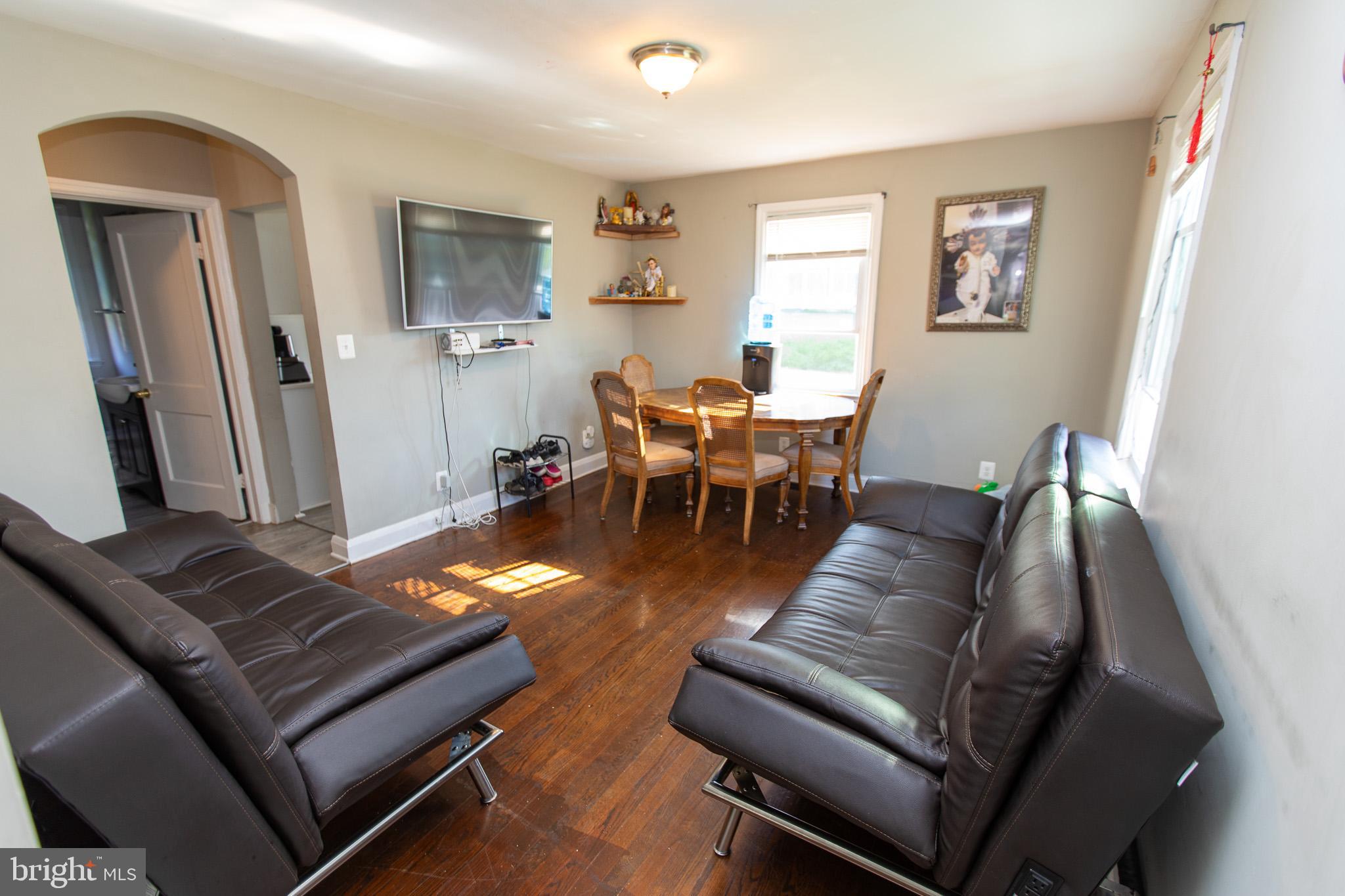 RANDALLSTOWN - Residential