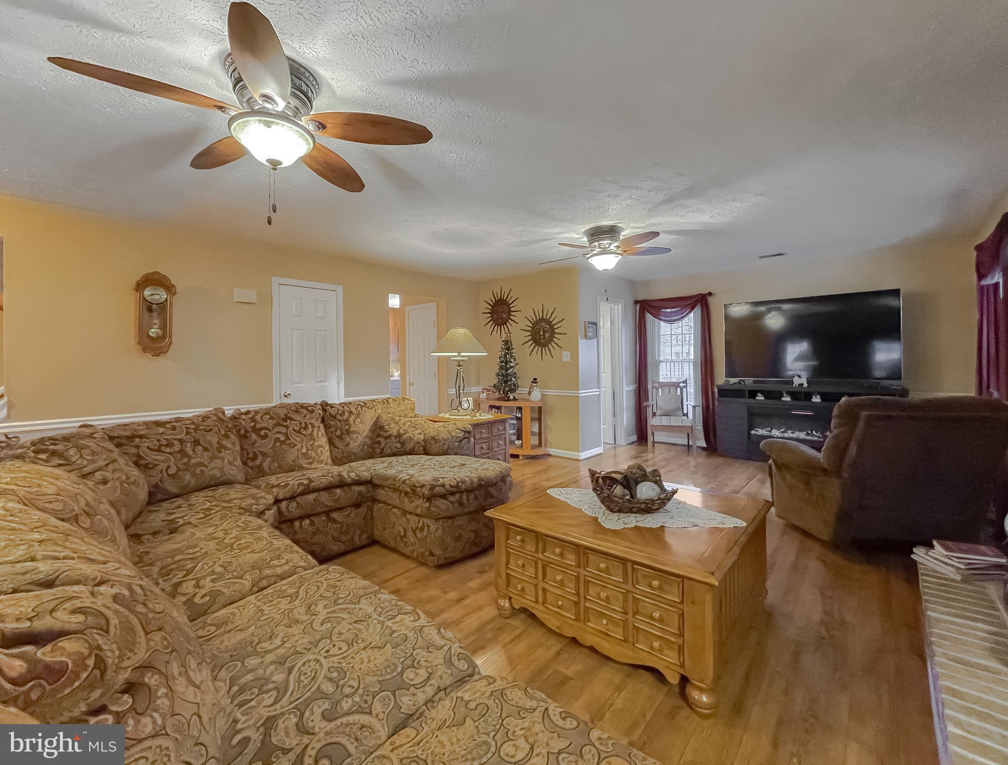 HAMPSHIRE - Residential