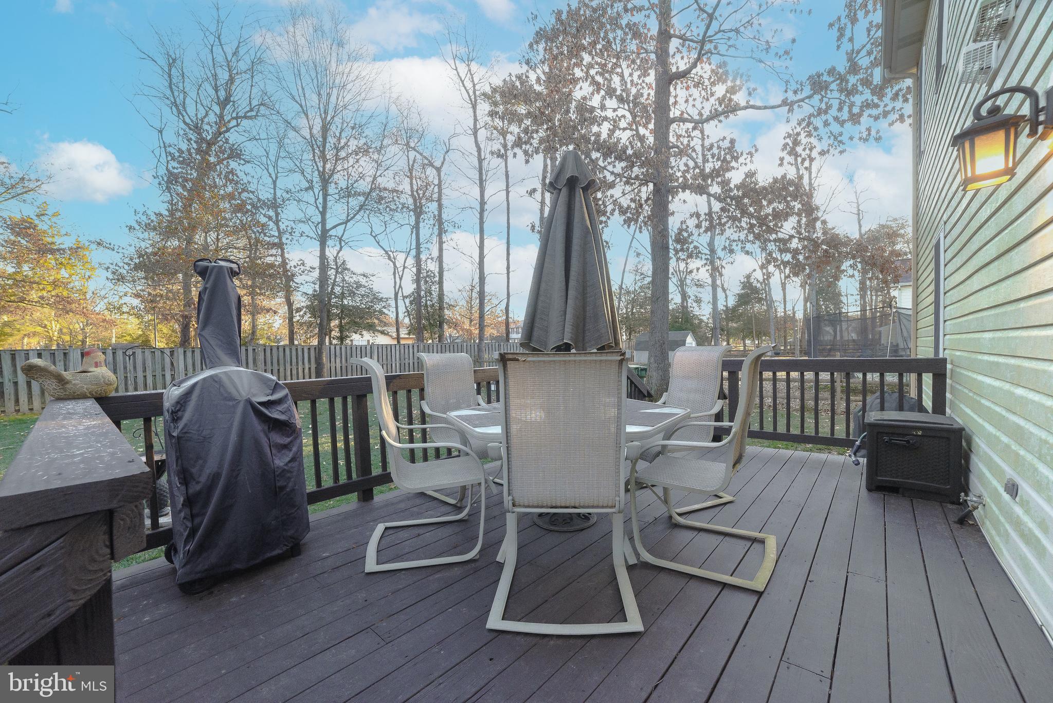 HAMPSHIRE - Residential