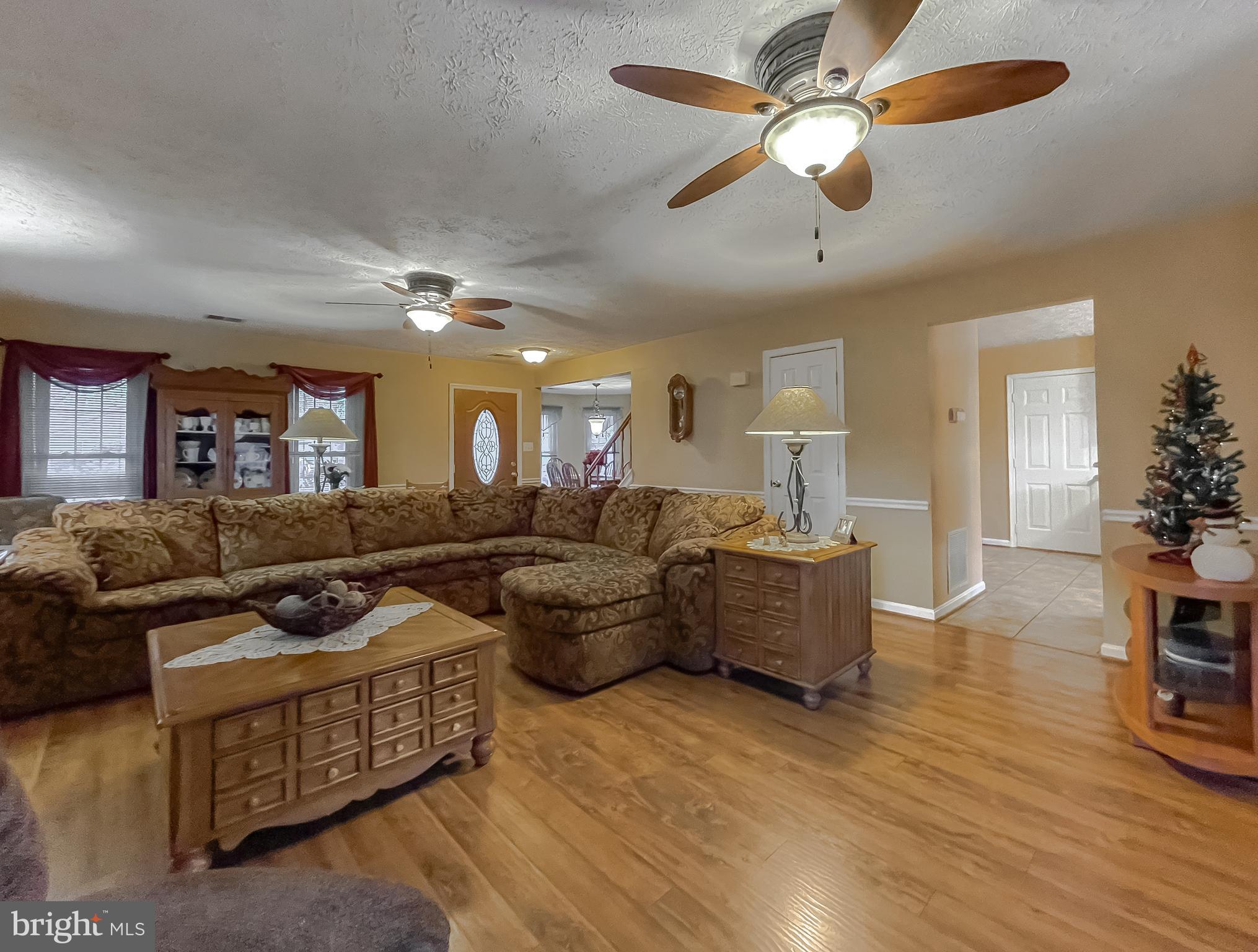 HAMPSHIRE - Residential