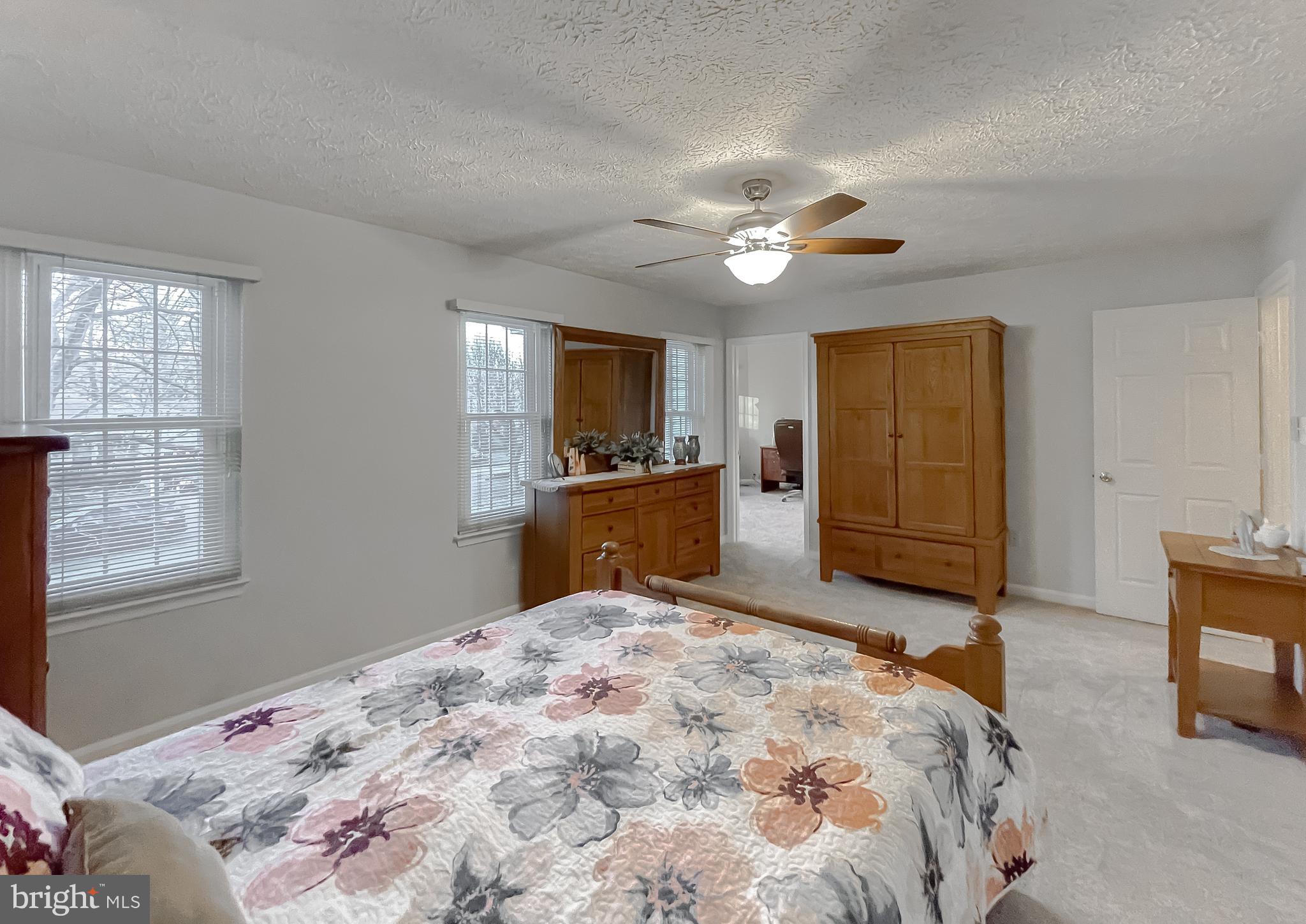 HAMPSHIRE - Residential