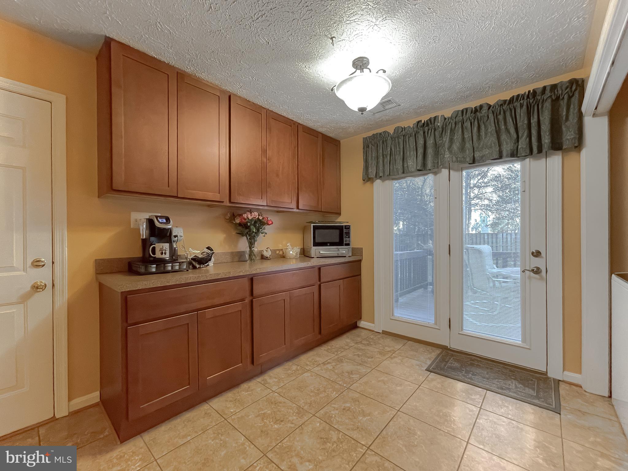 HAMPSHIRE - Residential