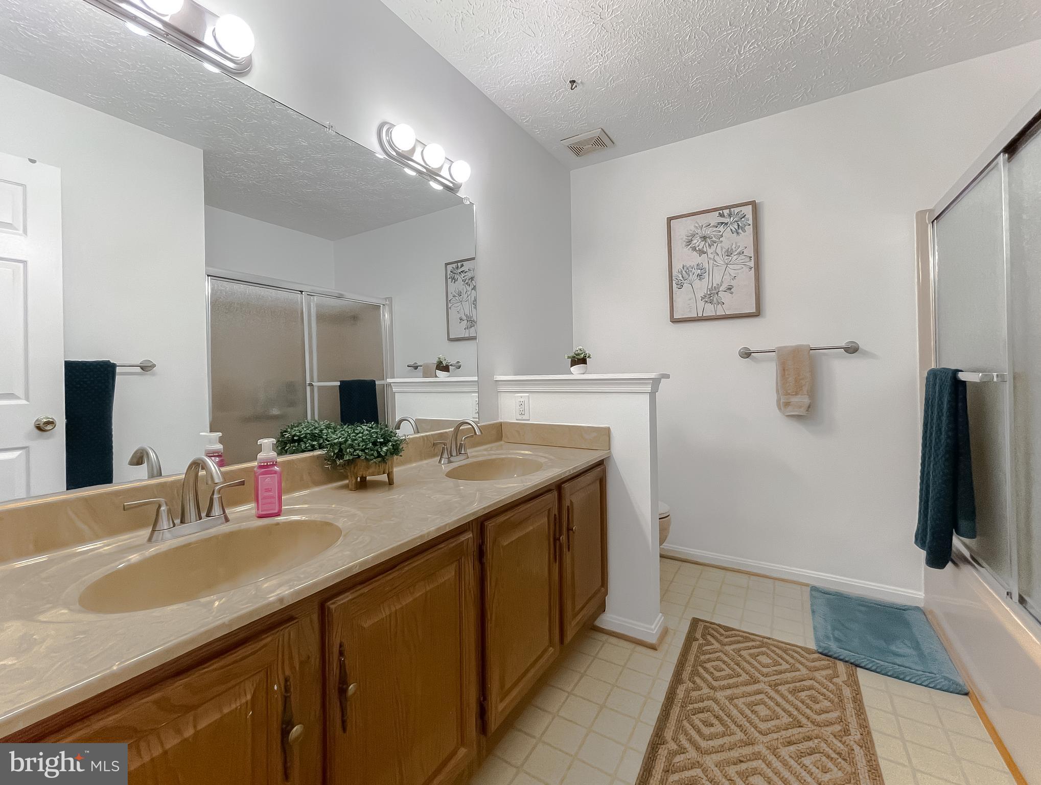 HAMPSHIRE - Residential