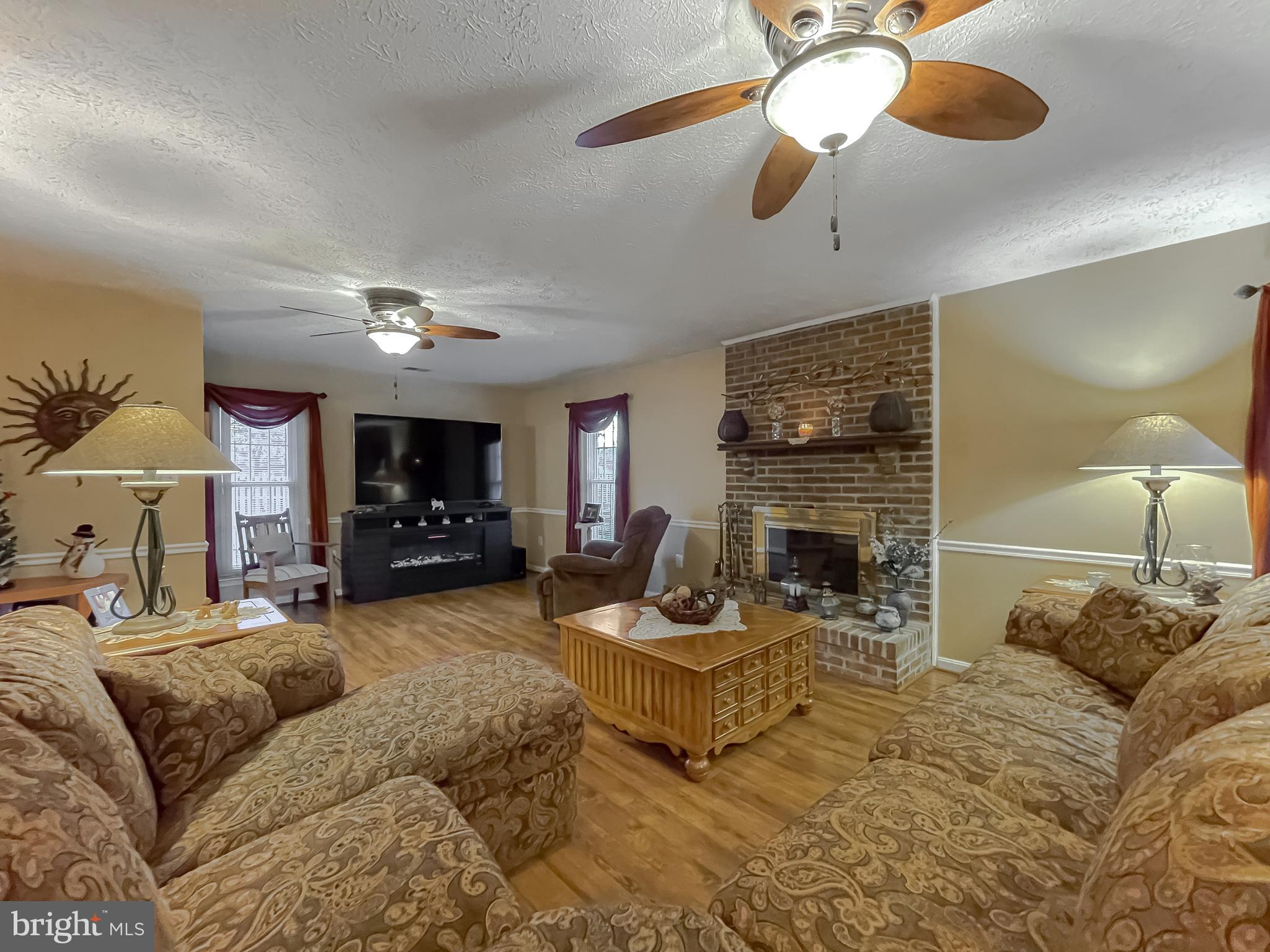 HAMPSHIRE - Residential