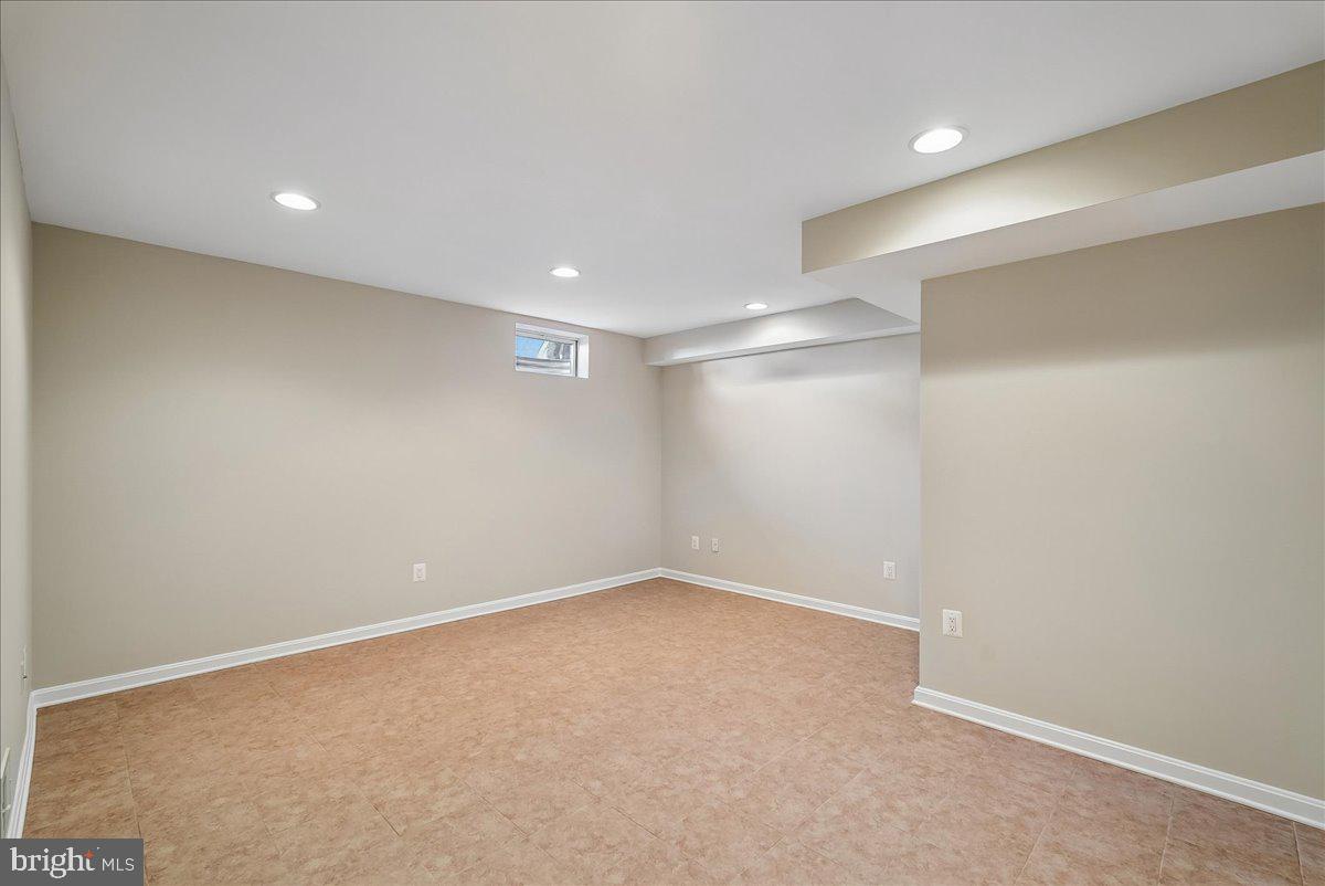 VINT HILL - Residential