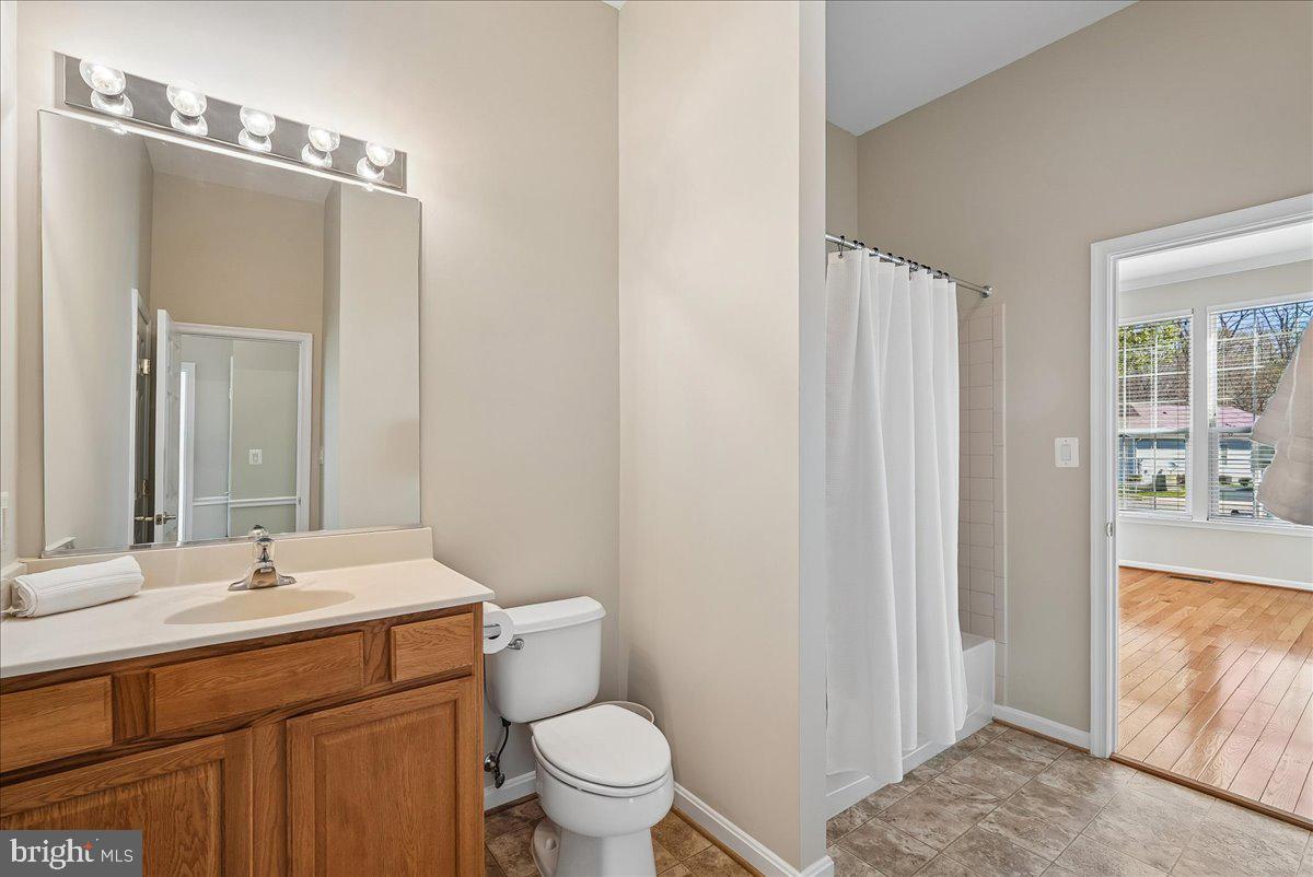 VINT HILL - Residential