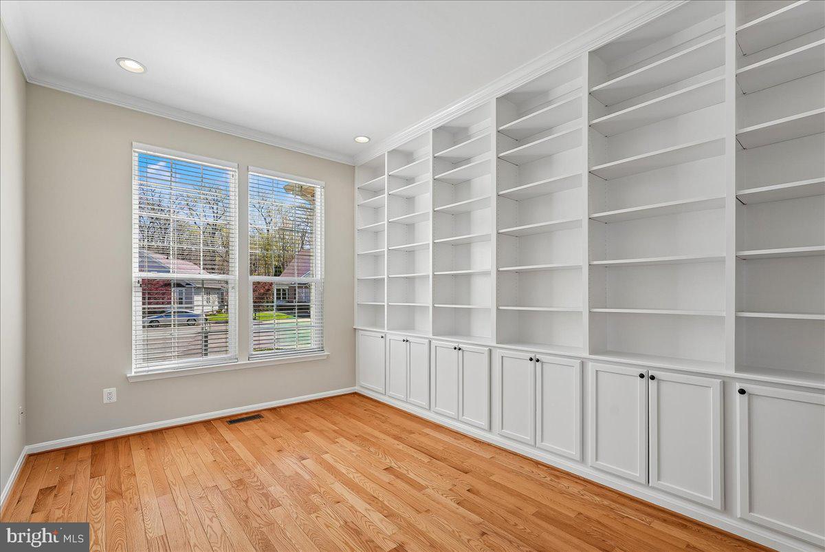 VINT HILL - Residential