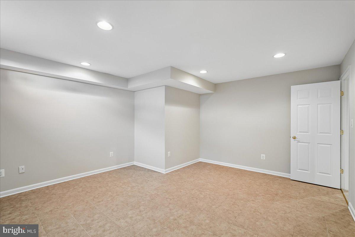 VINT HILL - Residential