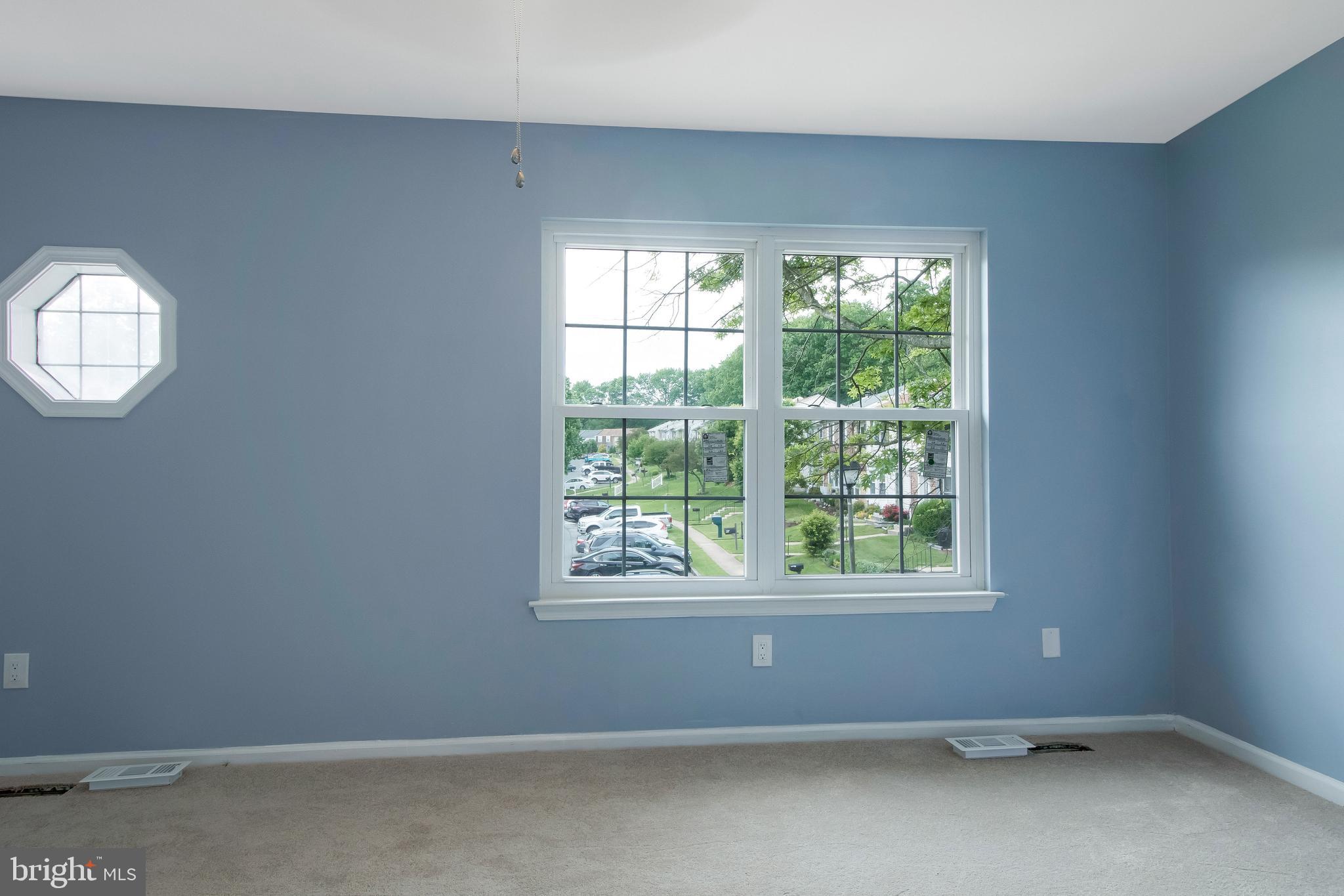 CASTLEMILL - Residential