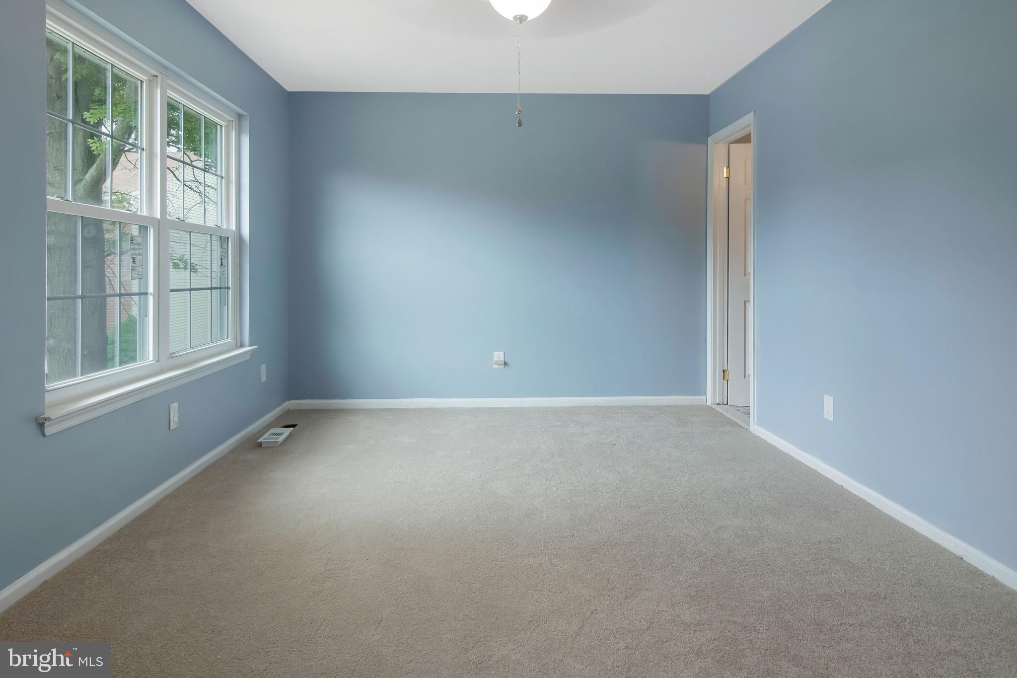 CASTLEMILL - Residential