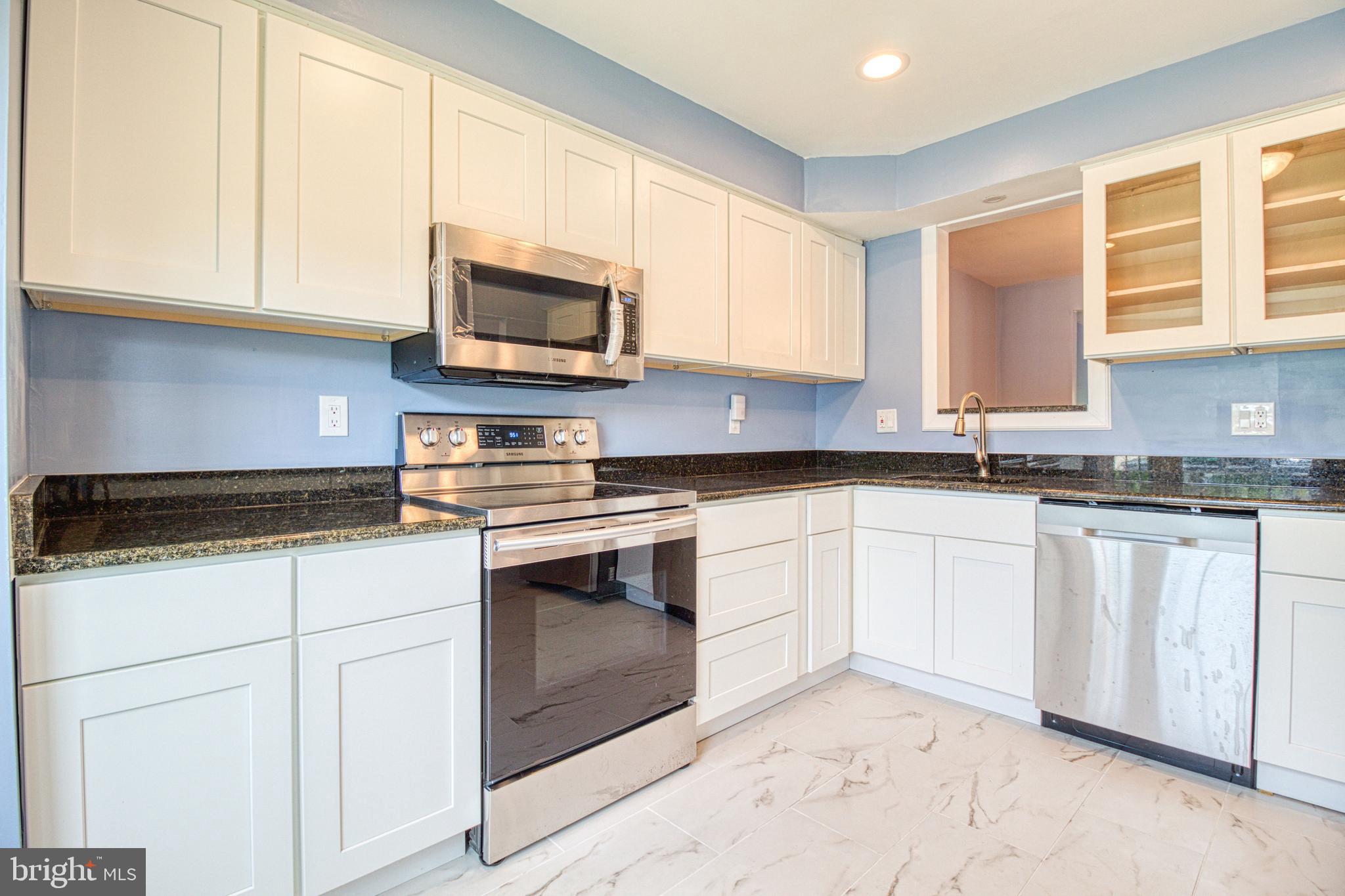 CASTLEMILL - Residential