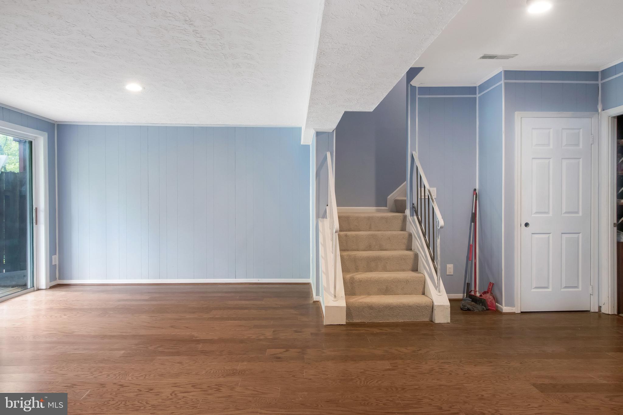 CASTLEMILL - Residential