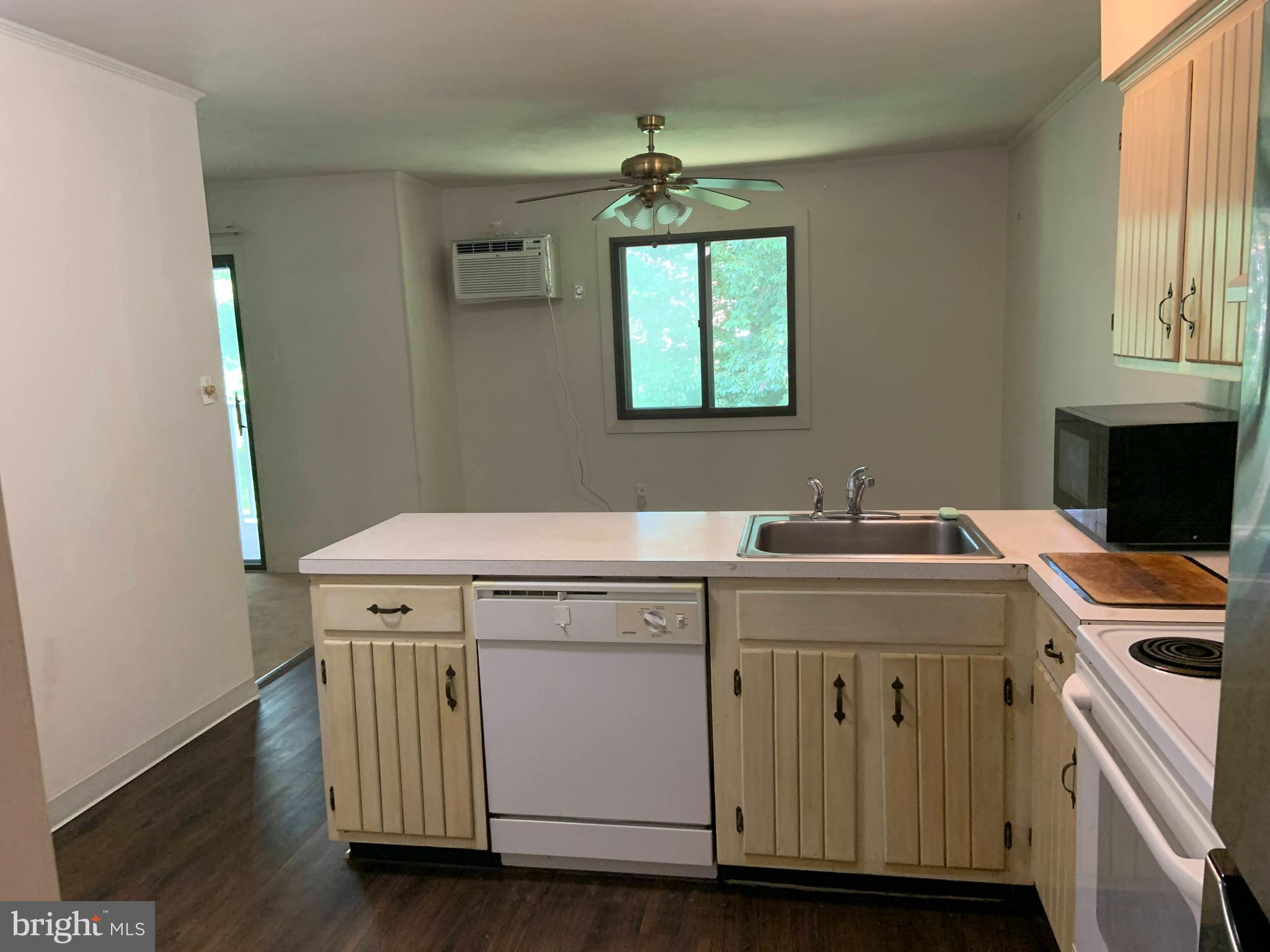 WOODMONT NORTH - Residential Lease