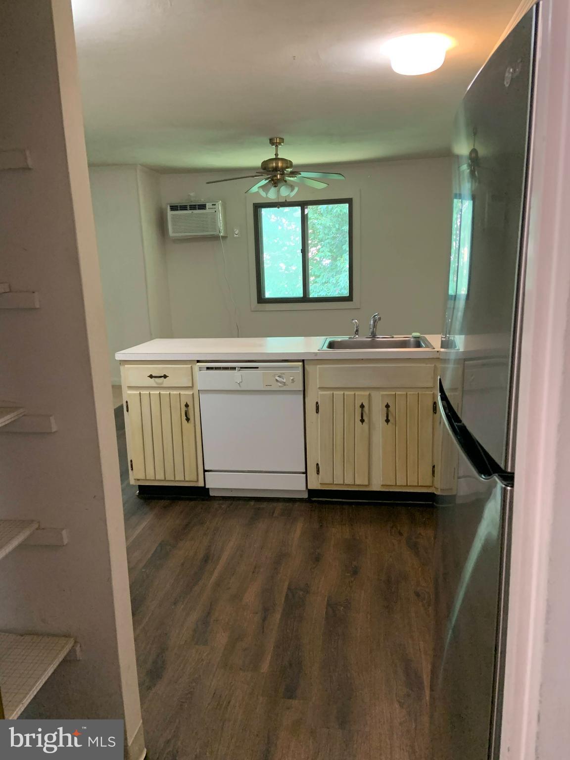 WOODMONT NORTH - Residential Lease