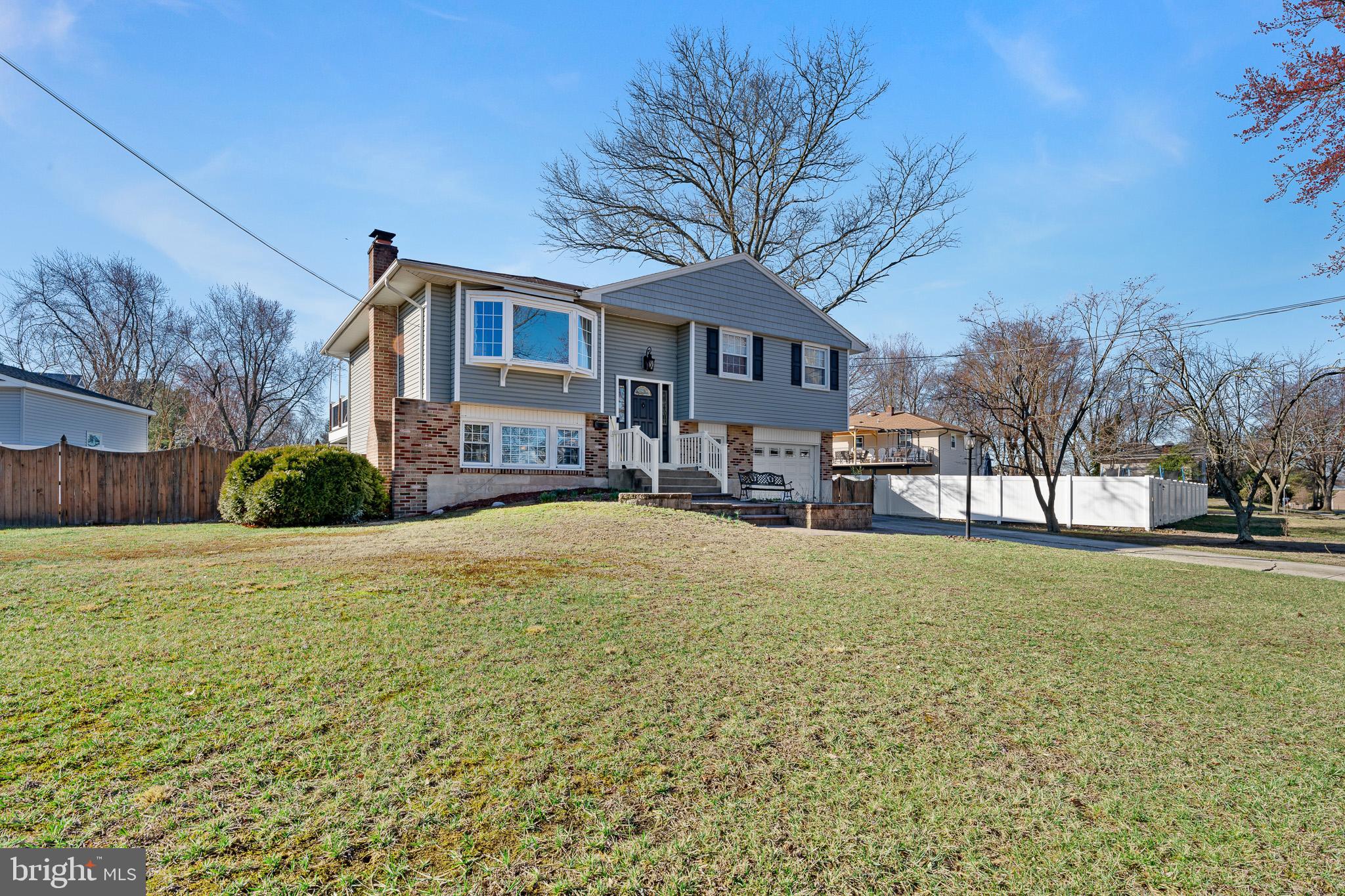 203 CAMBRIDGE DRIVE