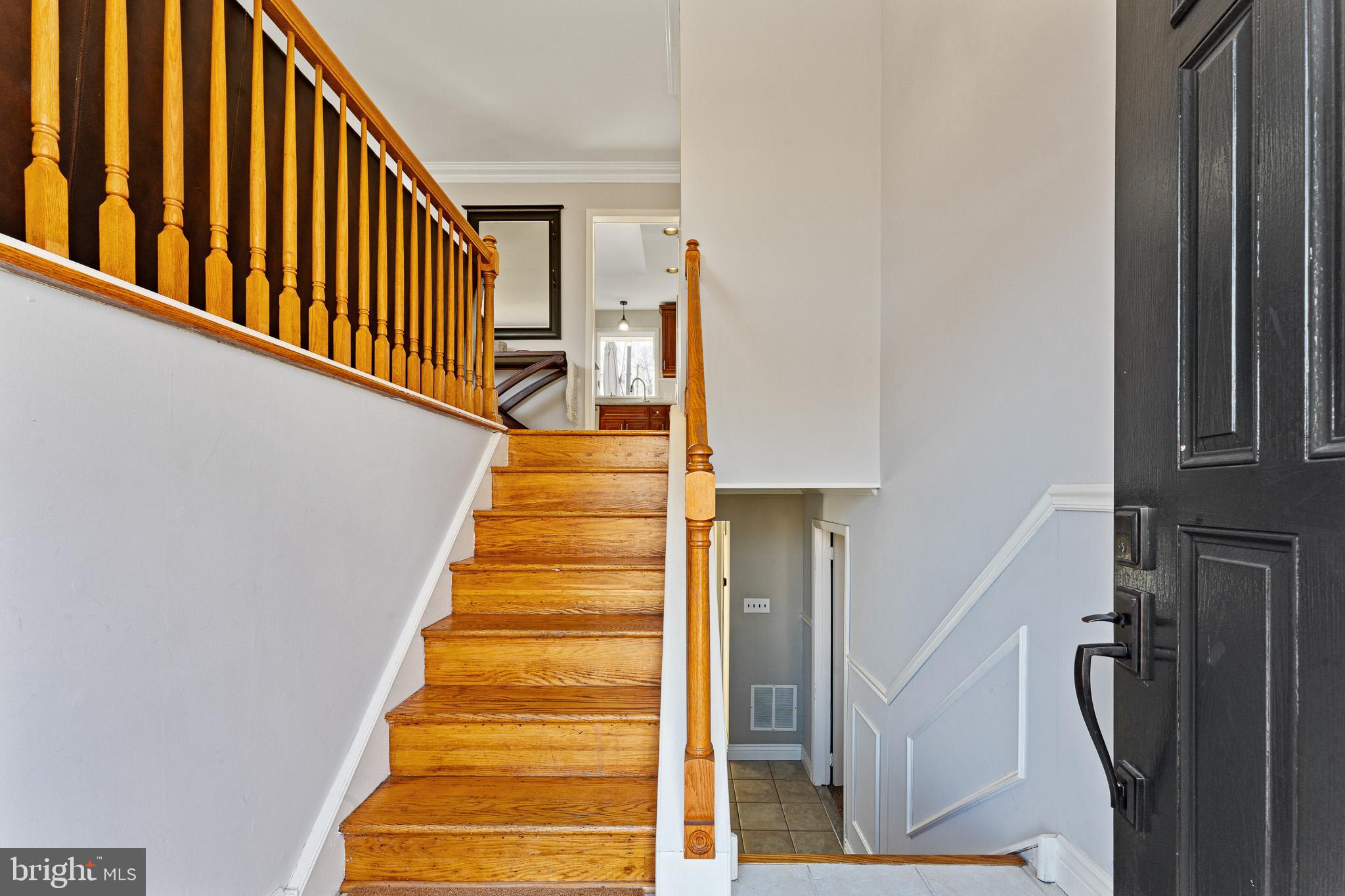 203 CAMBRIDGE DRIVE
